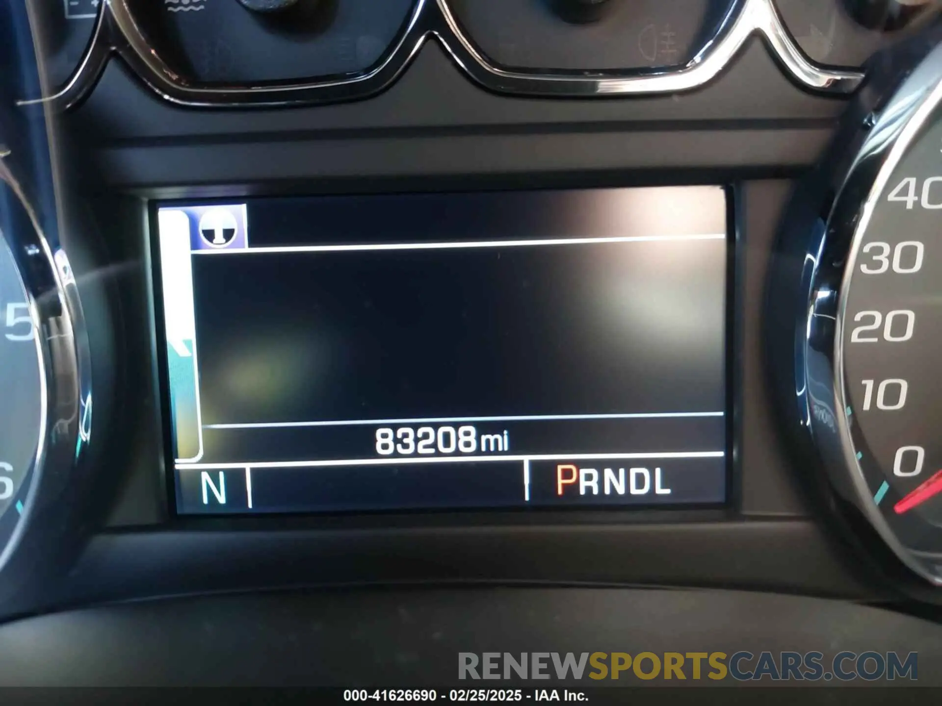 7 fotografías del automóvil dañado 1GNSCAEC9KR181095 CHEVROLET TAHOE 2019