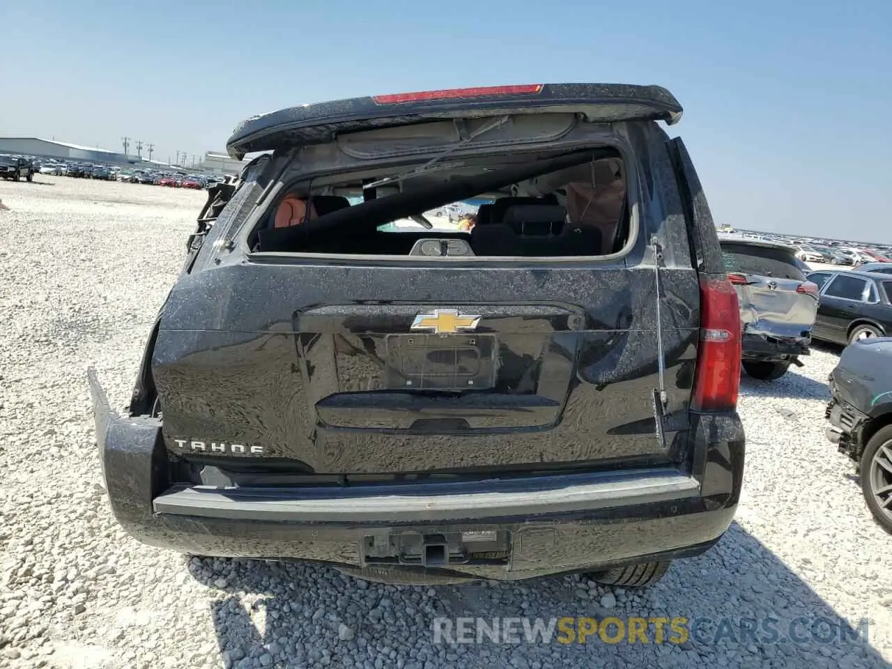 6 fotografías del automóvil dañado 1GNSCAKC6KR339624 CHEVROLET TAHOE 2019