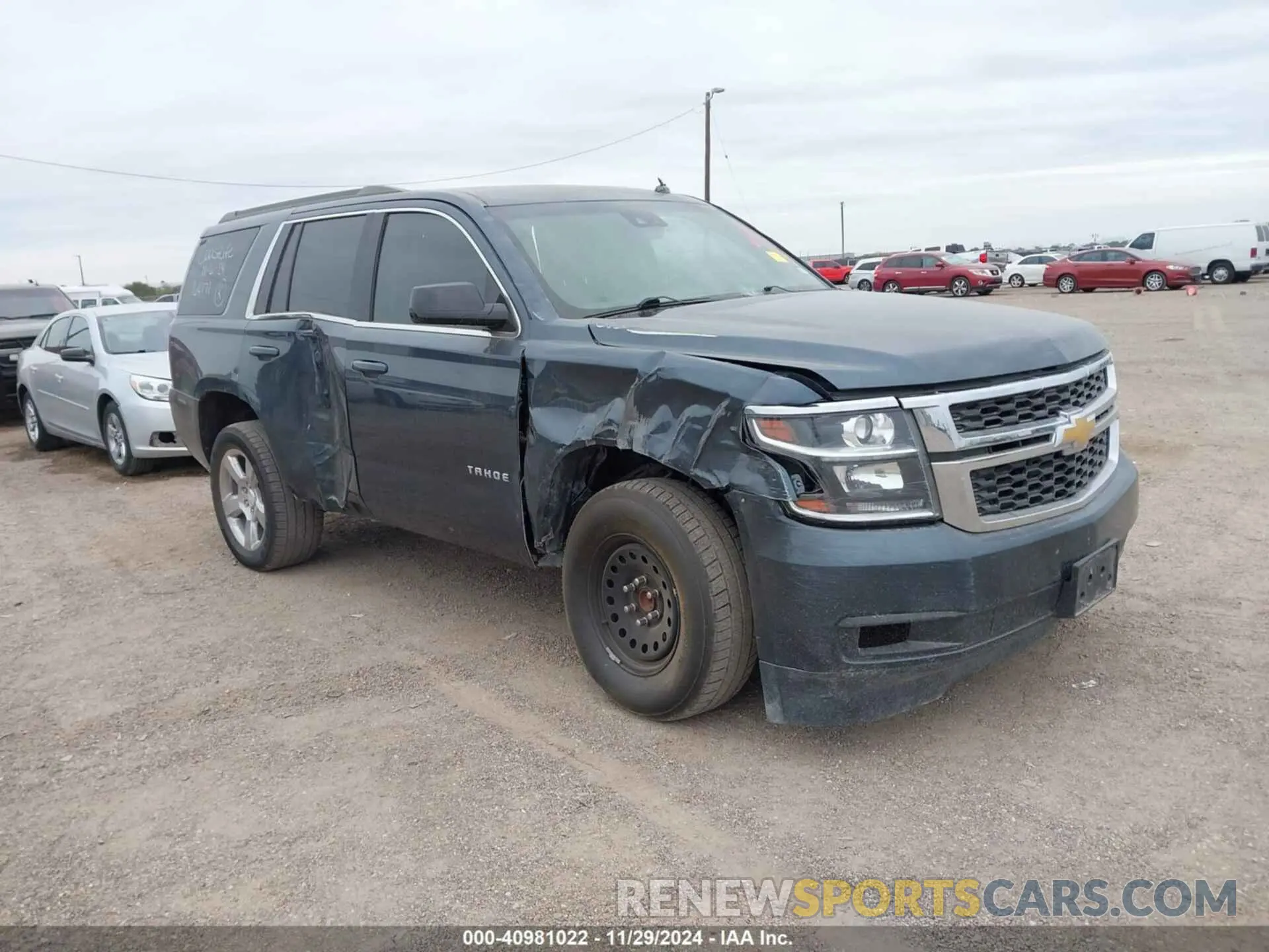 13 fotografías del automóvil dañado 1GNSCAKC7KR164171 CHEVROLET TAHOE 2019