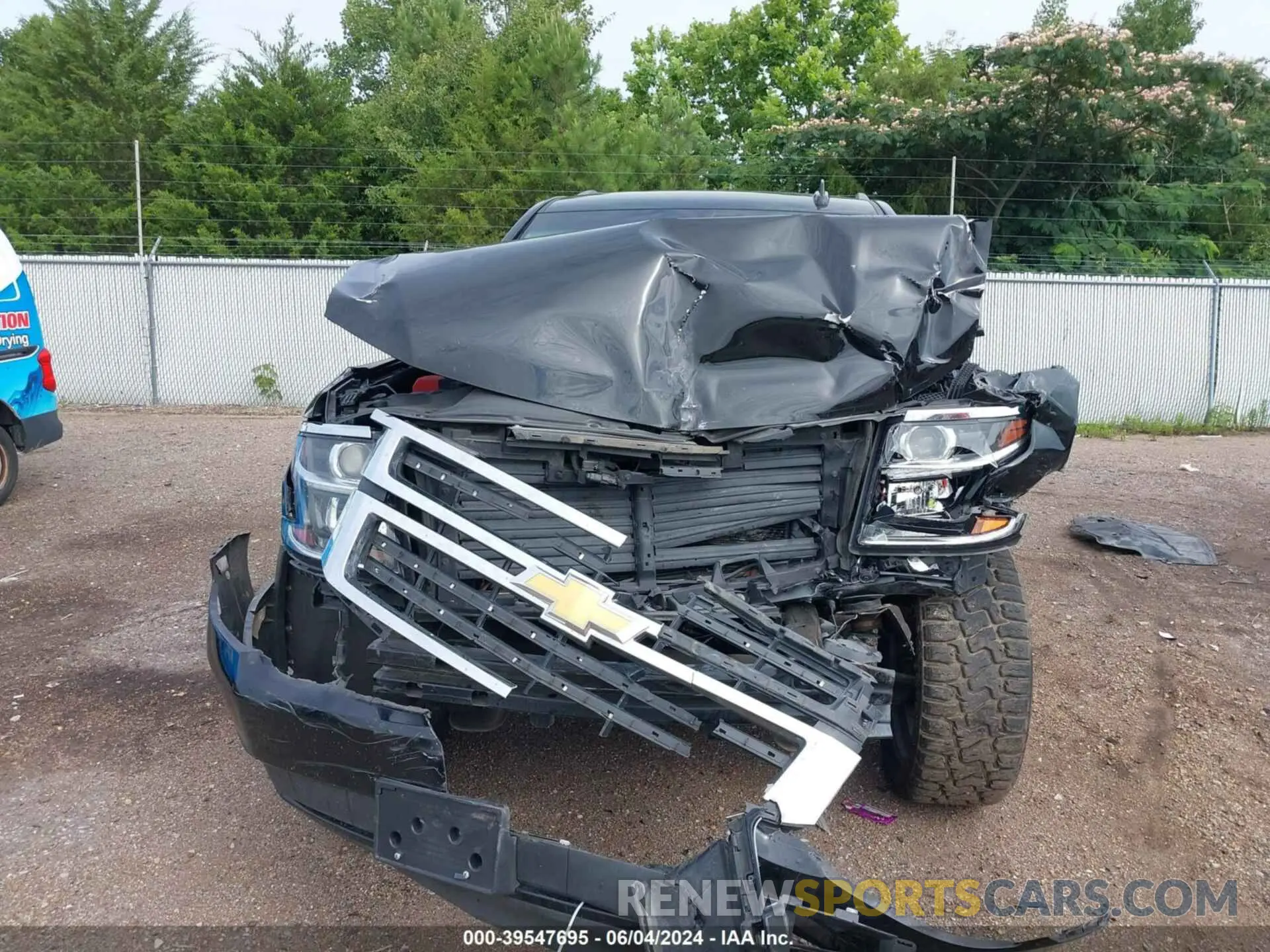 11 fotografías del automóvil dañado 1GNSCAKCXKR268427 CHEVROLET TAHOE 2019