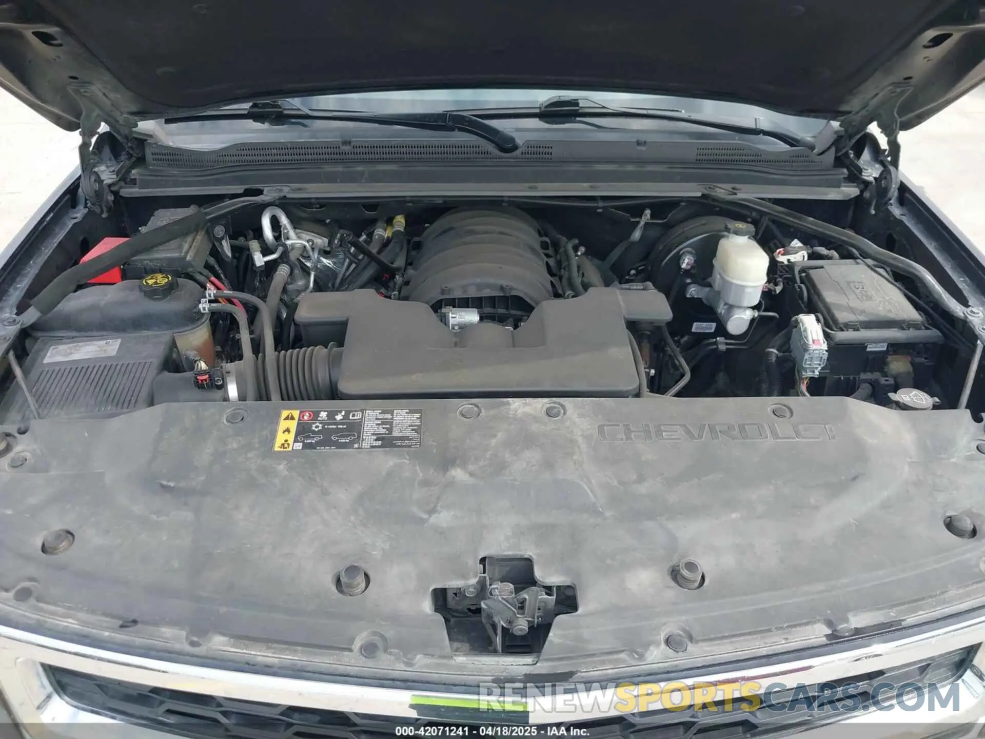 10 fotografías del automóvil dañado 1GNSCBKC0KR275635 CHEVROLET TAHOE 2019