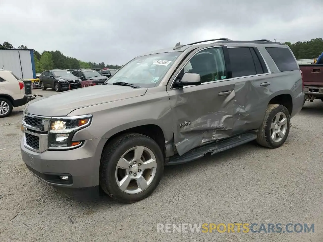 1 fotografías del automóvil dañado 1GNSCBKC1KR168030 CHEVROLET TAHOE 2019