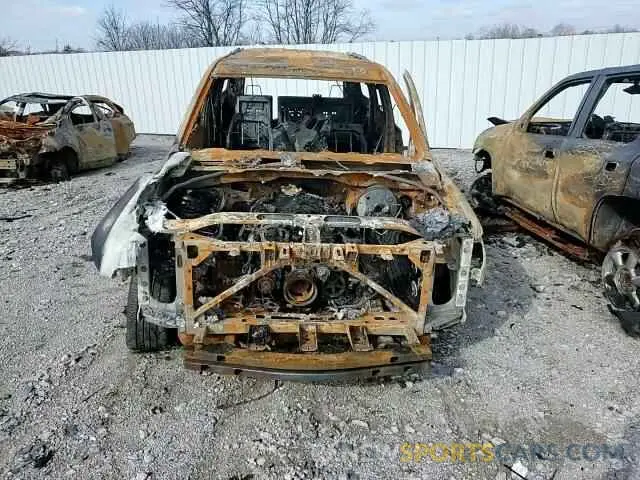 11 fotografías del automóvil dañado 1GNSCBKC5KR293404 CHEVROLET TAHOE 2019