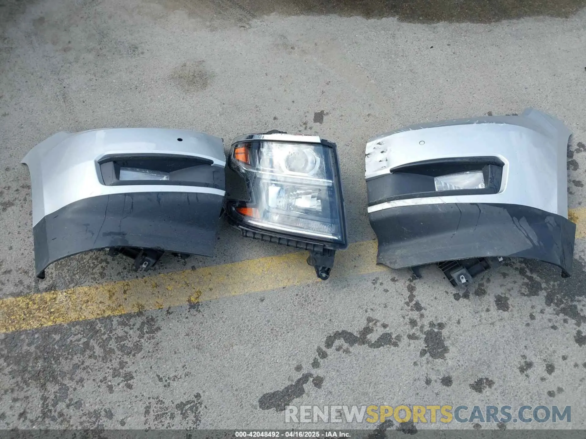 12 fotografías del automóvil dañado 1GNSCBKC7KR326466 CHEVROLET TAHOE 2019