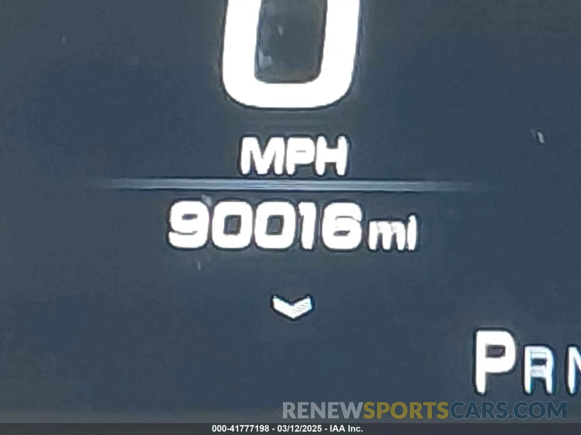 15 fotografías del automóvil dañado 1GNSCCKC9KR256636 CHEVROLET TAHOE 2019