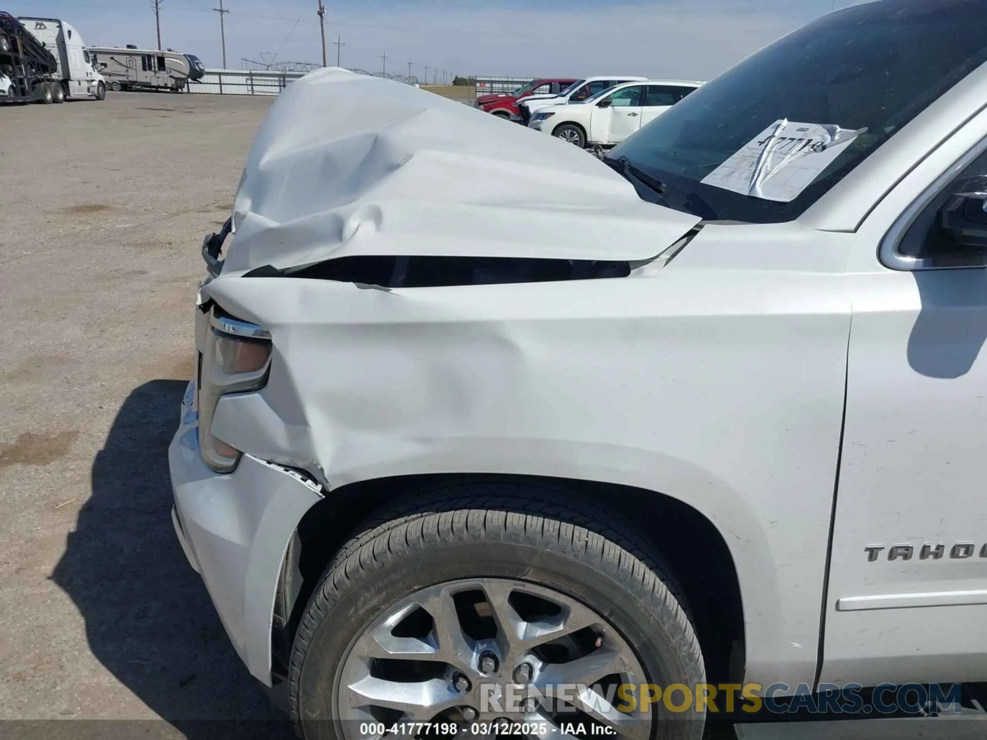 6 fotografías del automóvil dañado 1GNSCCKC9KR256636 CHEVROLET TAHOE 2019