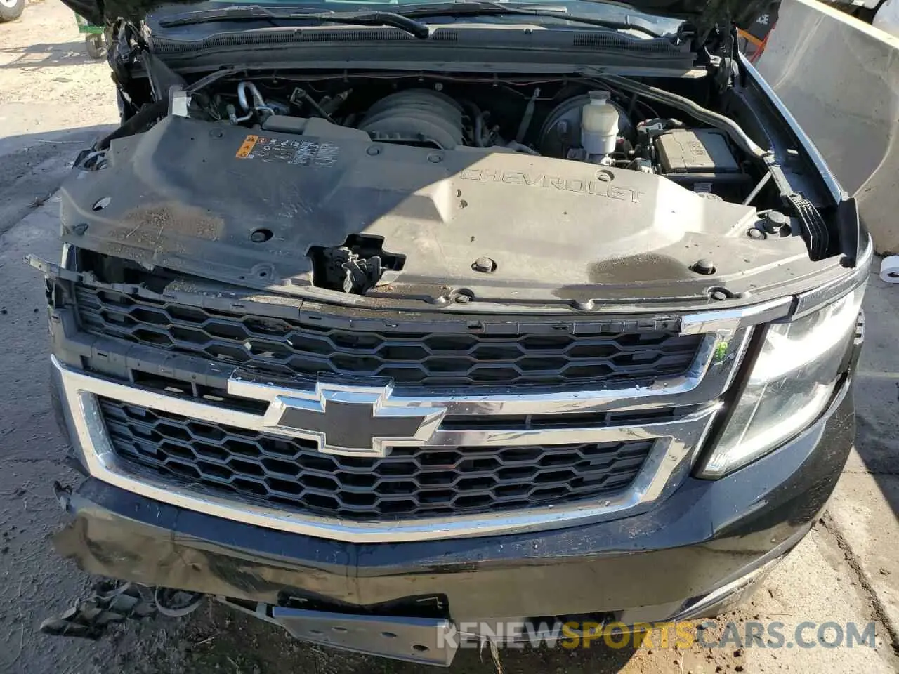 12 fotografías del automóvil dañado 1GNSKAKC2KR180071 CHEVROLET TAHOE 2019