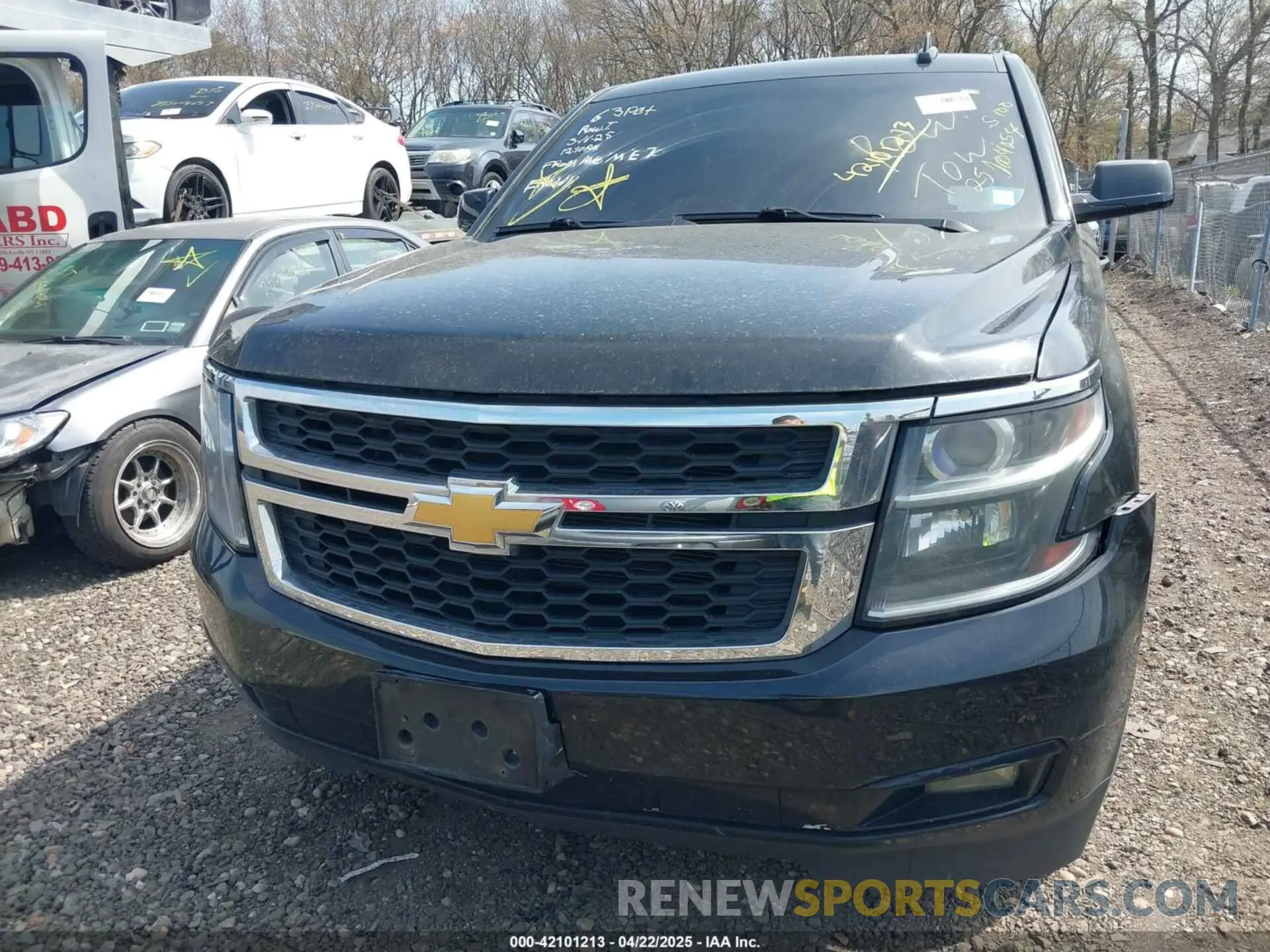 11 fotografías del automóvil dañado 1GNSKAKC3KR145054 CHEVROLET TAHOE 2019