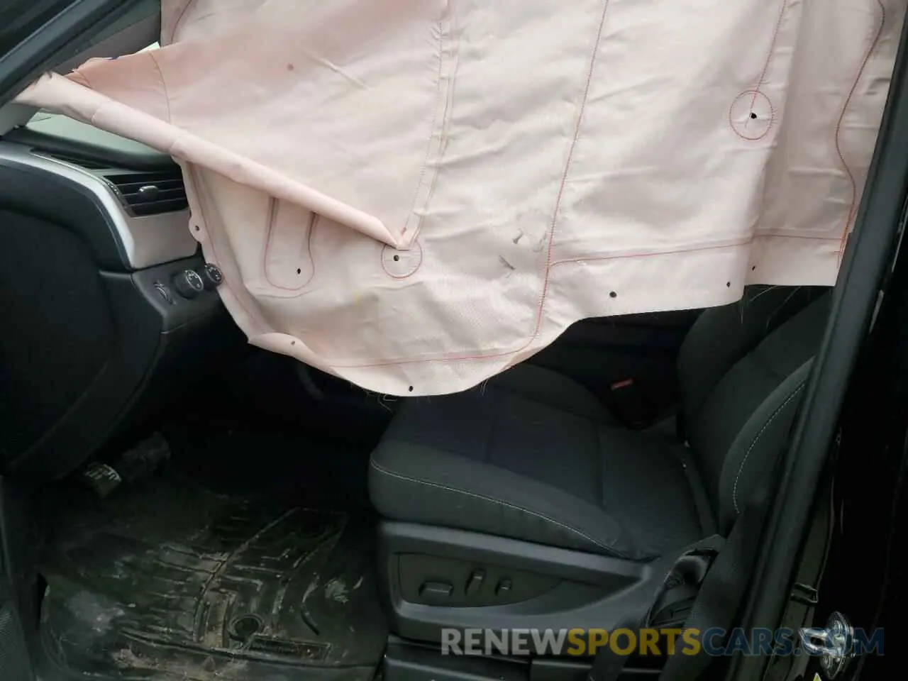 7 fotografías del automóvil dañado 1GNSKAKC4KR363987 CHEVROLET TAHOE 2019