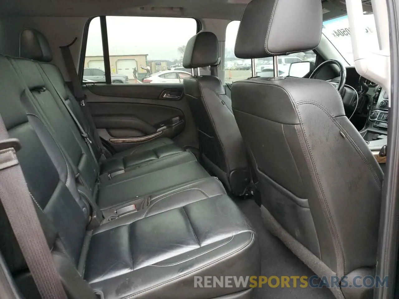 11 fotografías del automóvil dañado 1GNSKBKC0KR192810 CHEVROLET TAHOE 2019