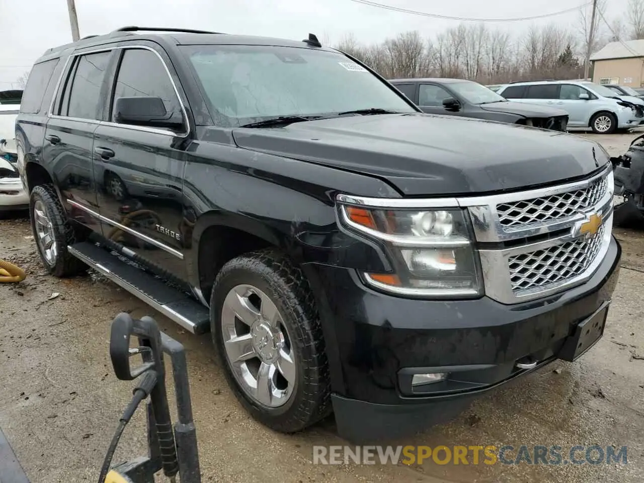 4 fotografías del automóvil dañado 1GNSKBKC0KR192810 CHEVROLET TAHOE 2019