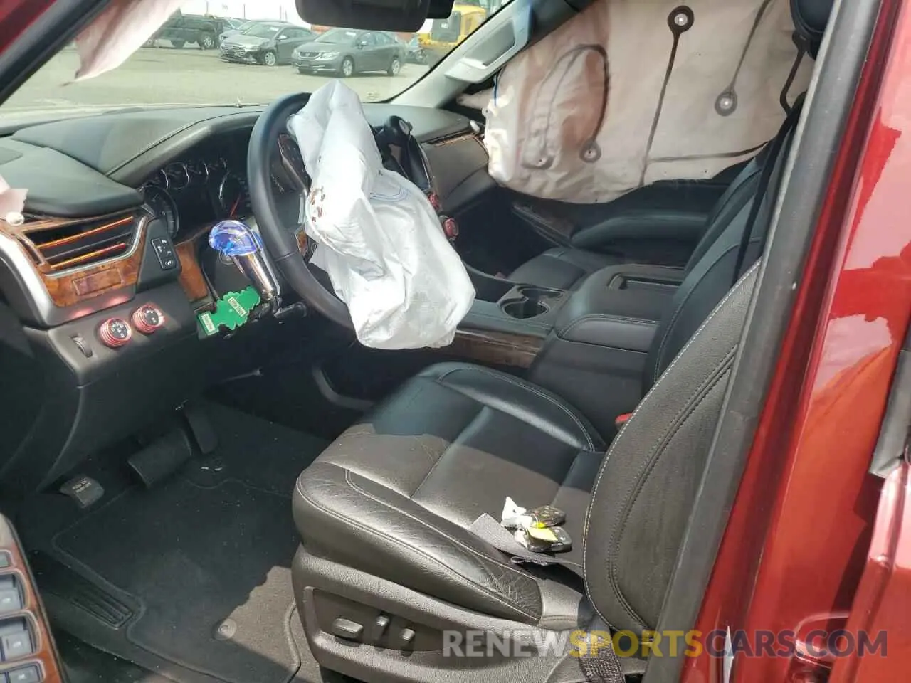 7 fotografías del automóvil dañado 1GNSKBKC0KR297105 CHEVROLET TAHOE 2019