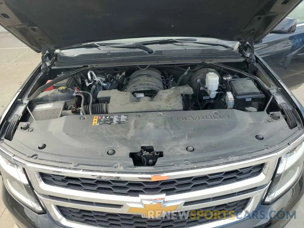 12 fotografías del automóvil dañado 1GNSKBKC2KR349527 CHEVROLET TAHOE 2019