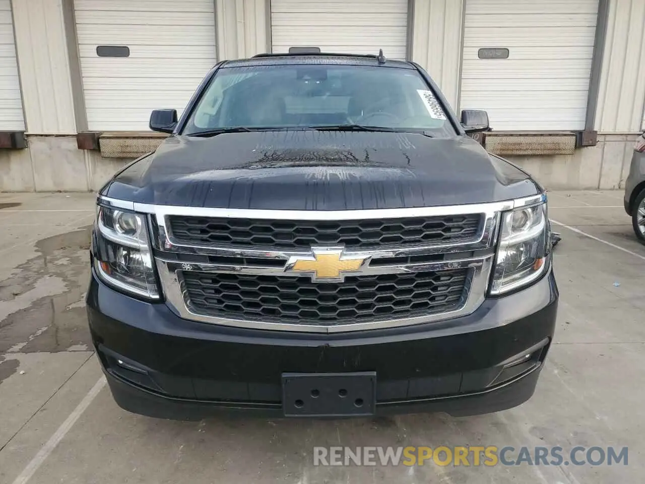 5 fotografías del automóvil dañado 1GNSKBKC2KR349527 CHEVROLET TAHOE 2019