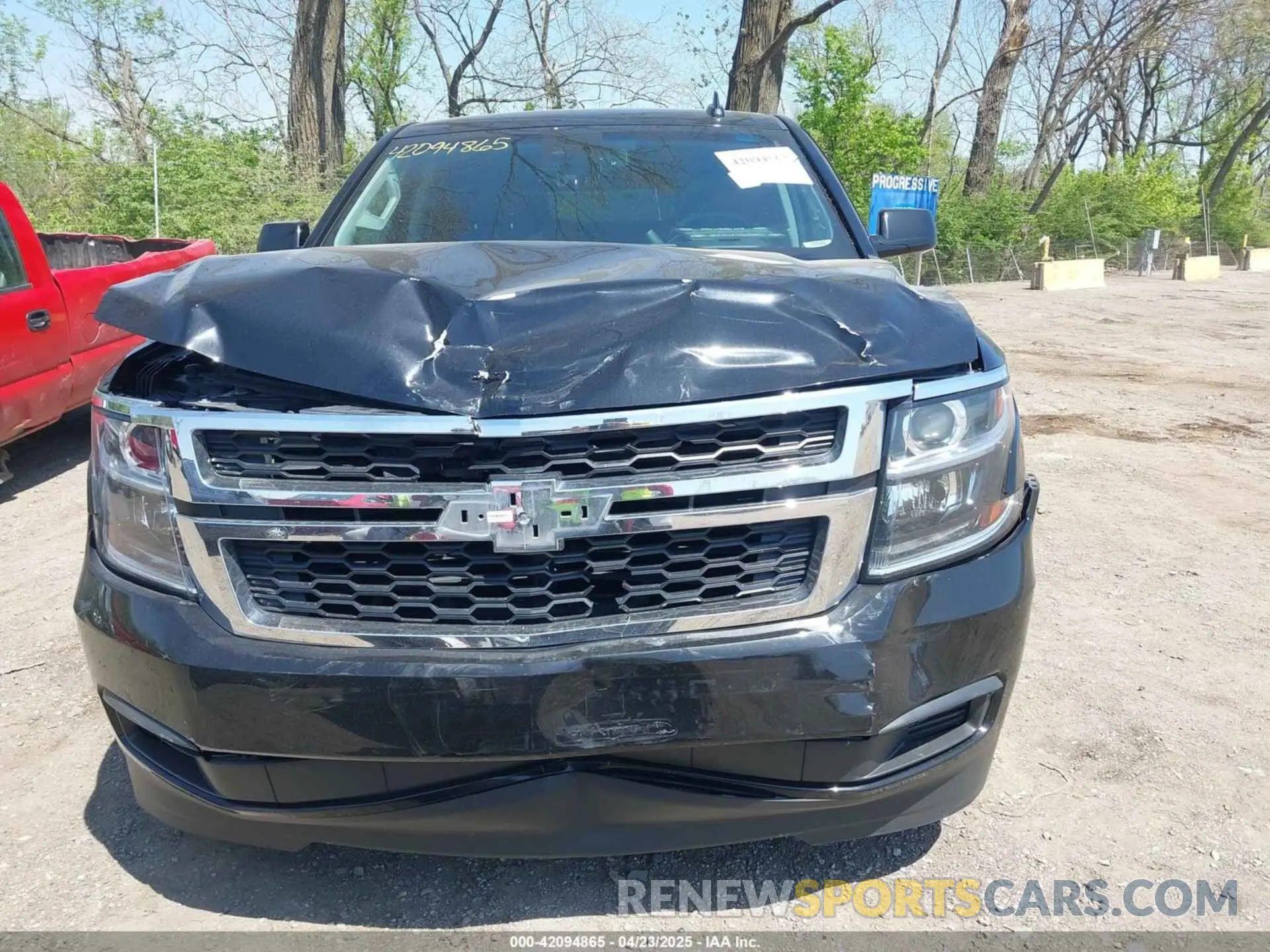 12 fotografías del automóvil dañado 1GNSKBKC3KR109743 CHEVROLET TAHOE 2019