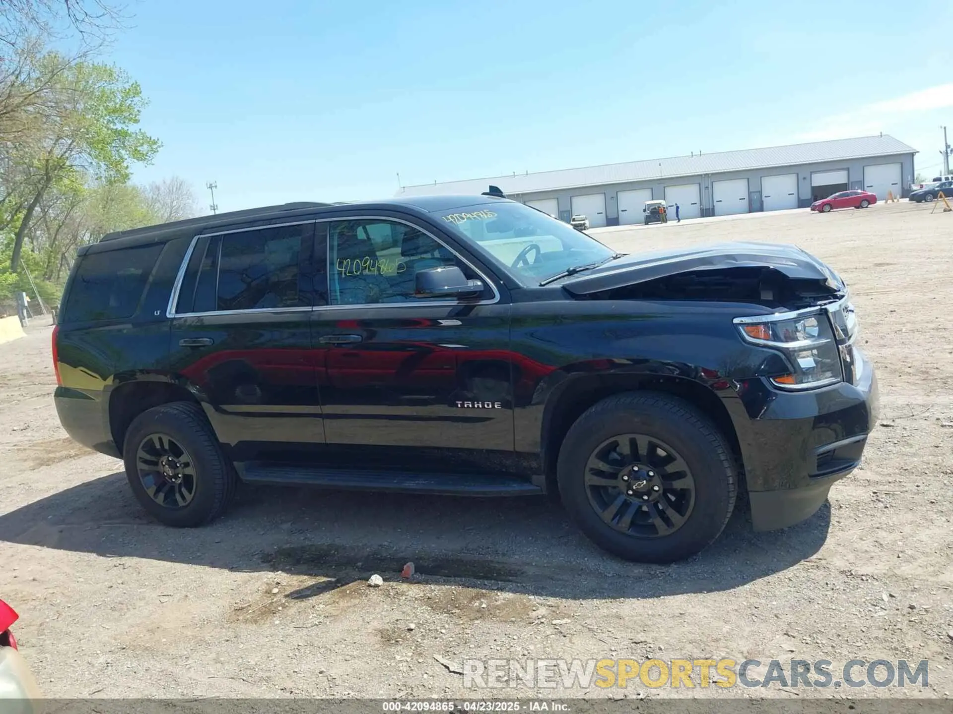 13 fotografías del automóvil dañado 1GNSKBKC3KR109743 CHEVROLET TAHOE 2019