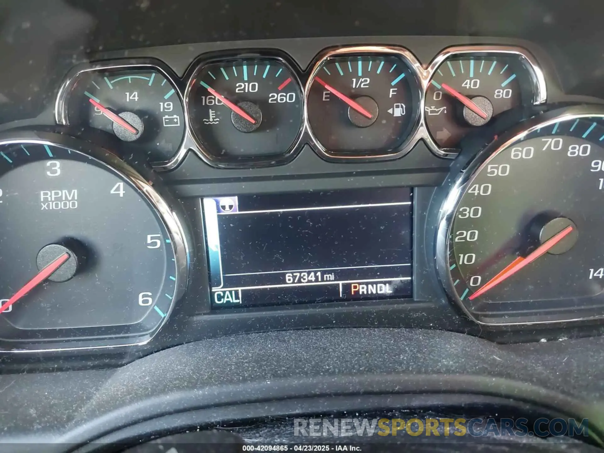 15 fotografías del automóvil dañado 1GNSKBKC3KR109743 CHEVROLET TAHOE 2019