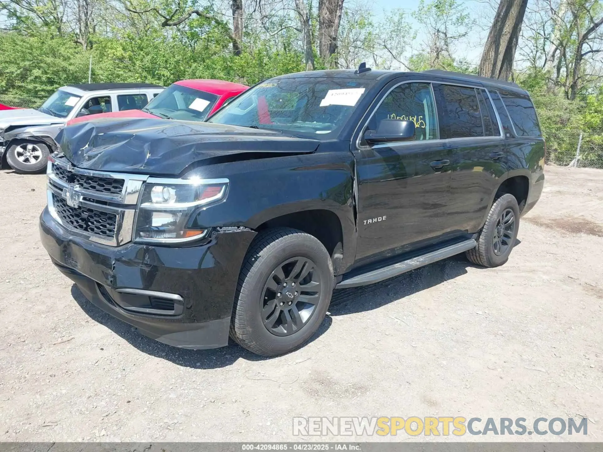 2 fotografías del automóvil dañado 1GNSKBKC3KR109743 CHEVROLET TAHOE 2019