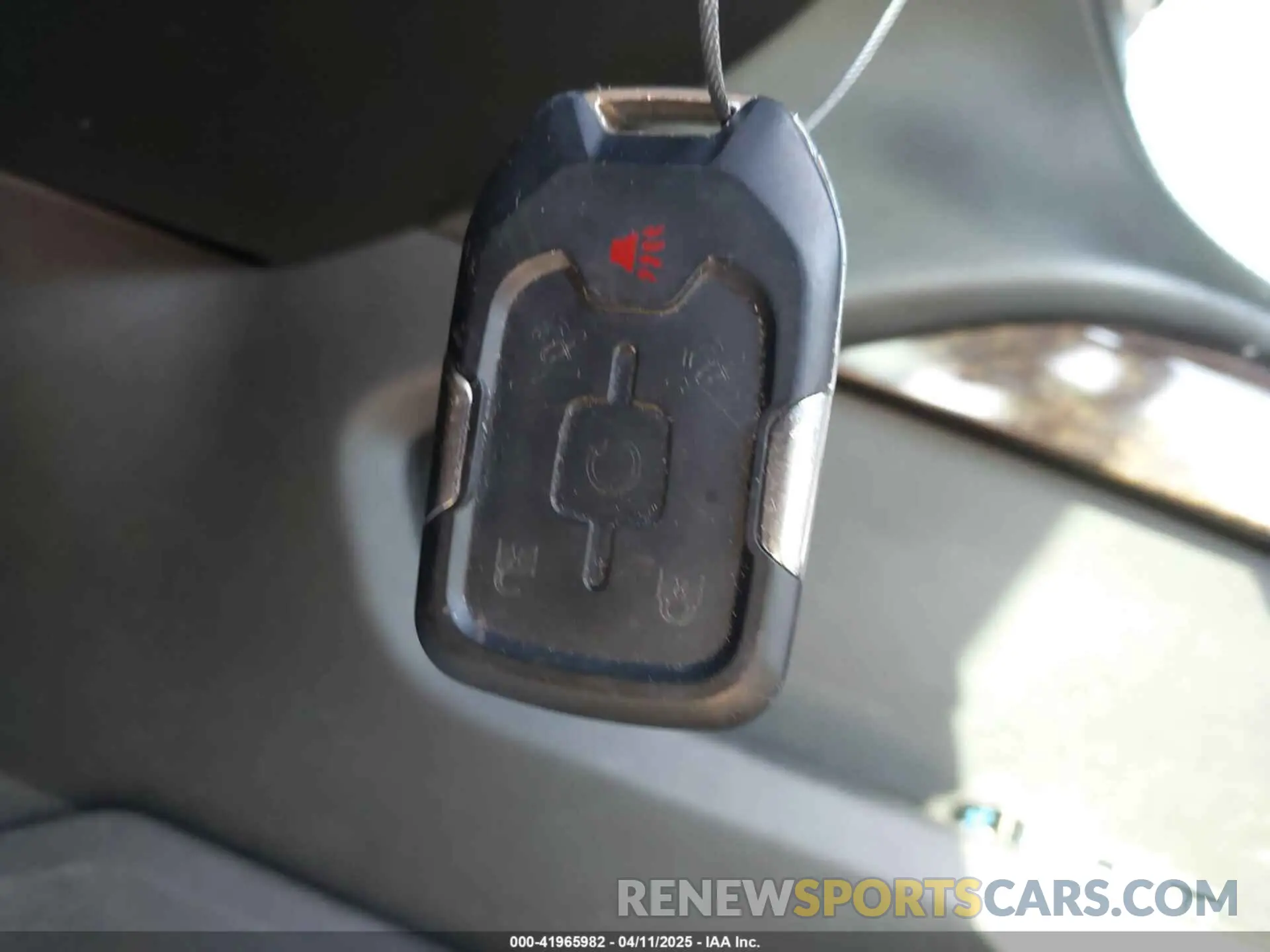 11 fotografías del automóvil dañado 1GNSKBKC3KR265748 CHEVROLET TAHOE 2019