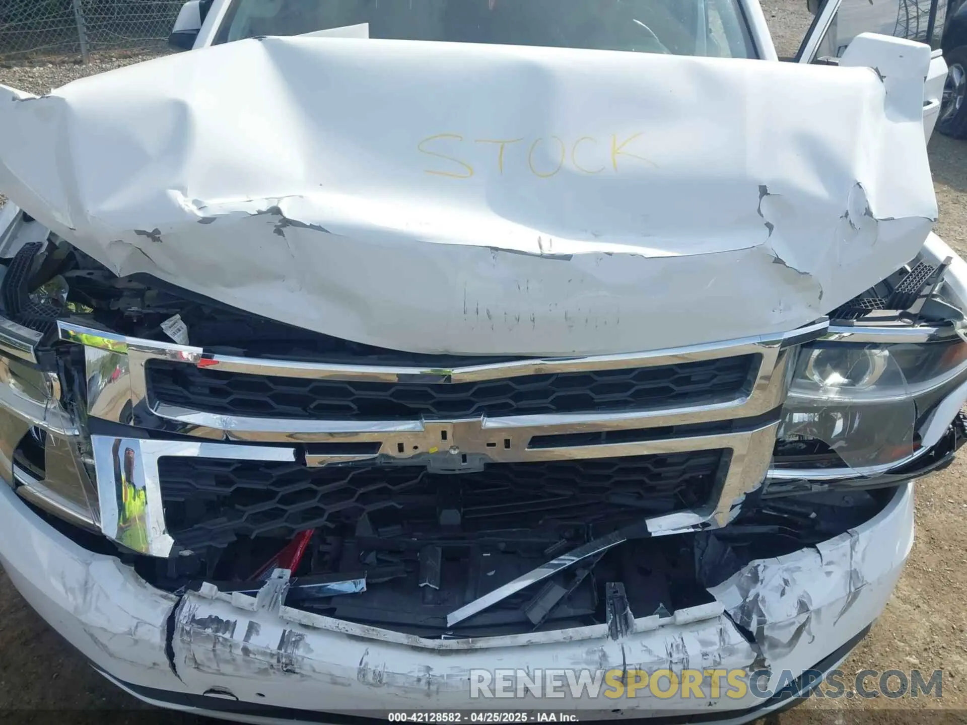 10 fotografías del automóvil dañado 1GNSKBKC4KR391312 CHEVROLET TAHOE 2019
