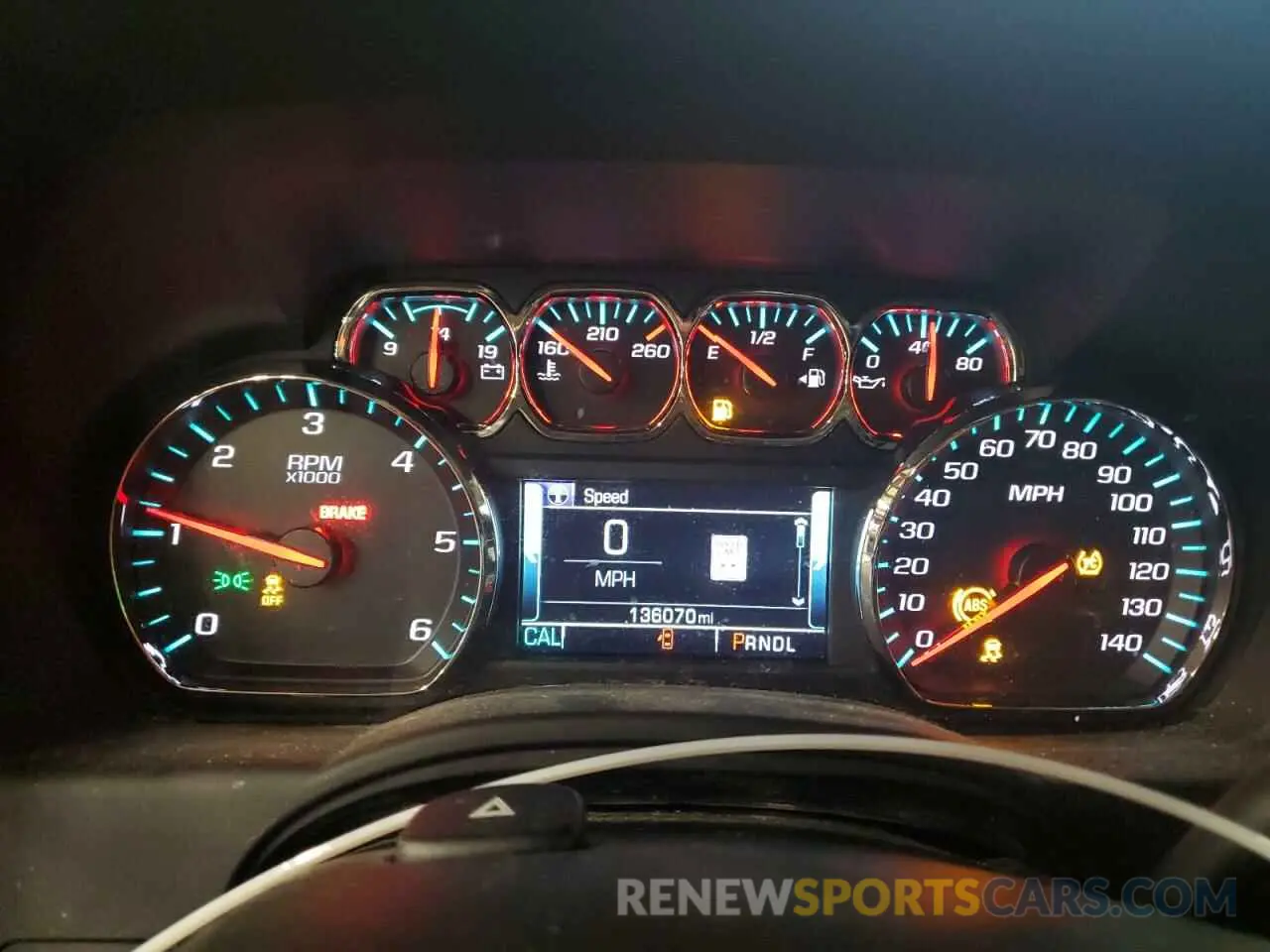 9 fotografías del automóvil dañado 1GNSKBKC6KR123068 CHEVROLET TAHOE 2019