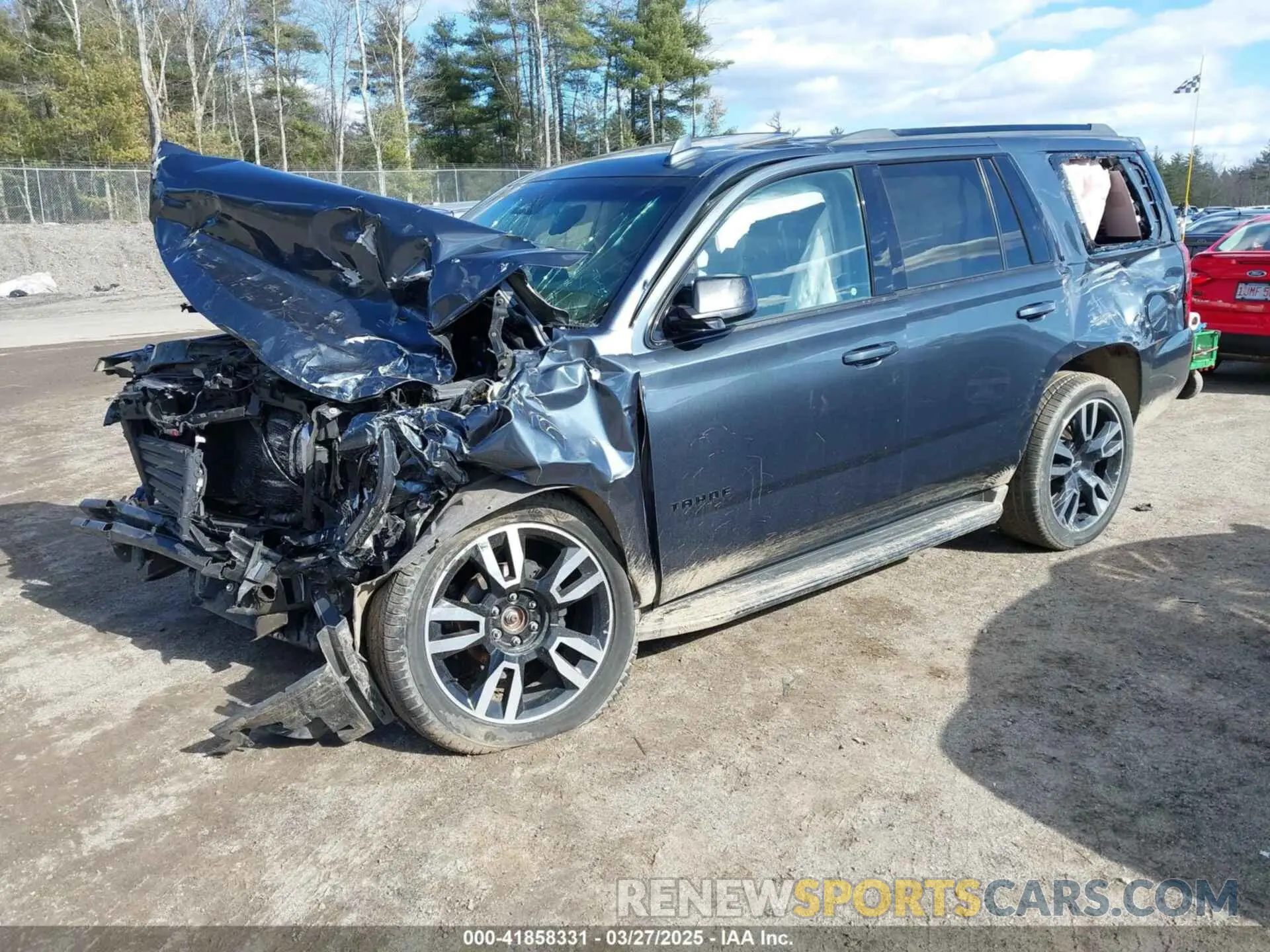 2 fotografías del automóvil dañado 1GNSKBKC7KR339155 CHEVROLET TAHOE 2019
