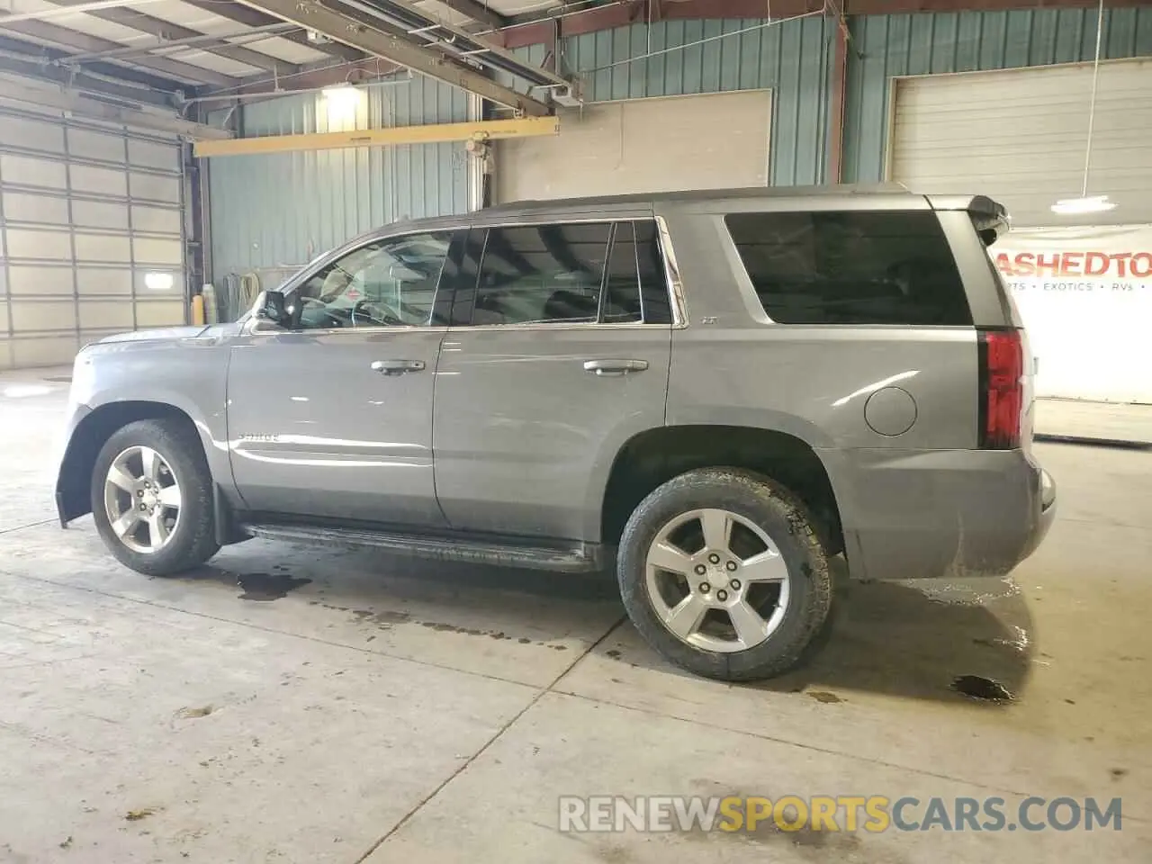 2 fotografías del automóvil dañado 1GNSKBKC7KR352620 CHEVROLET TAHOE 2019