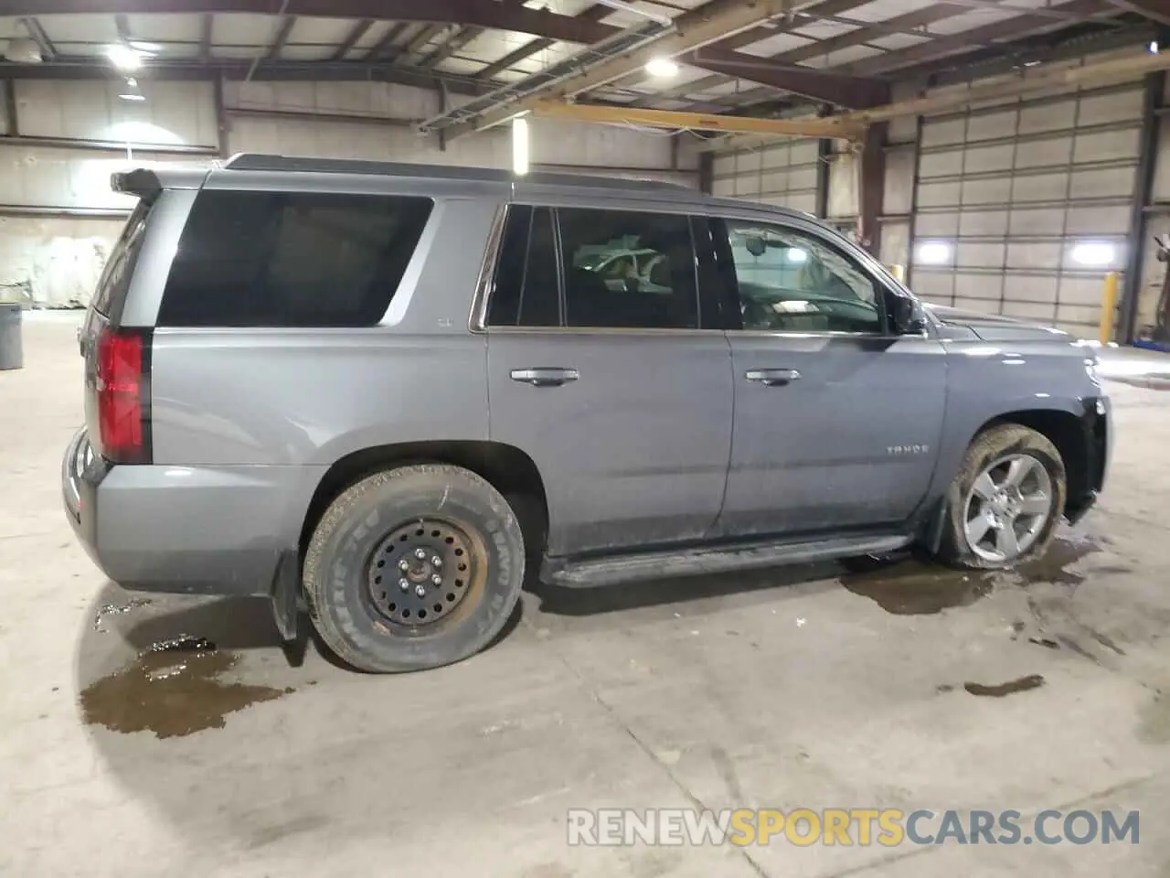 3 fotografías del automóvil dañado 1GNSKBKC7KR352620 CHEVROLET TAHOE 2019
