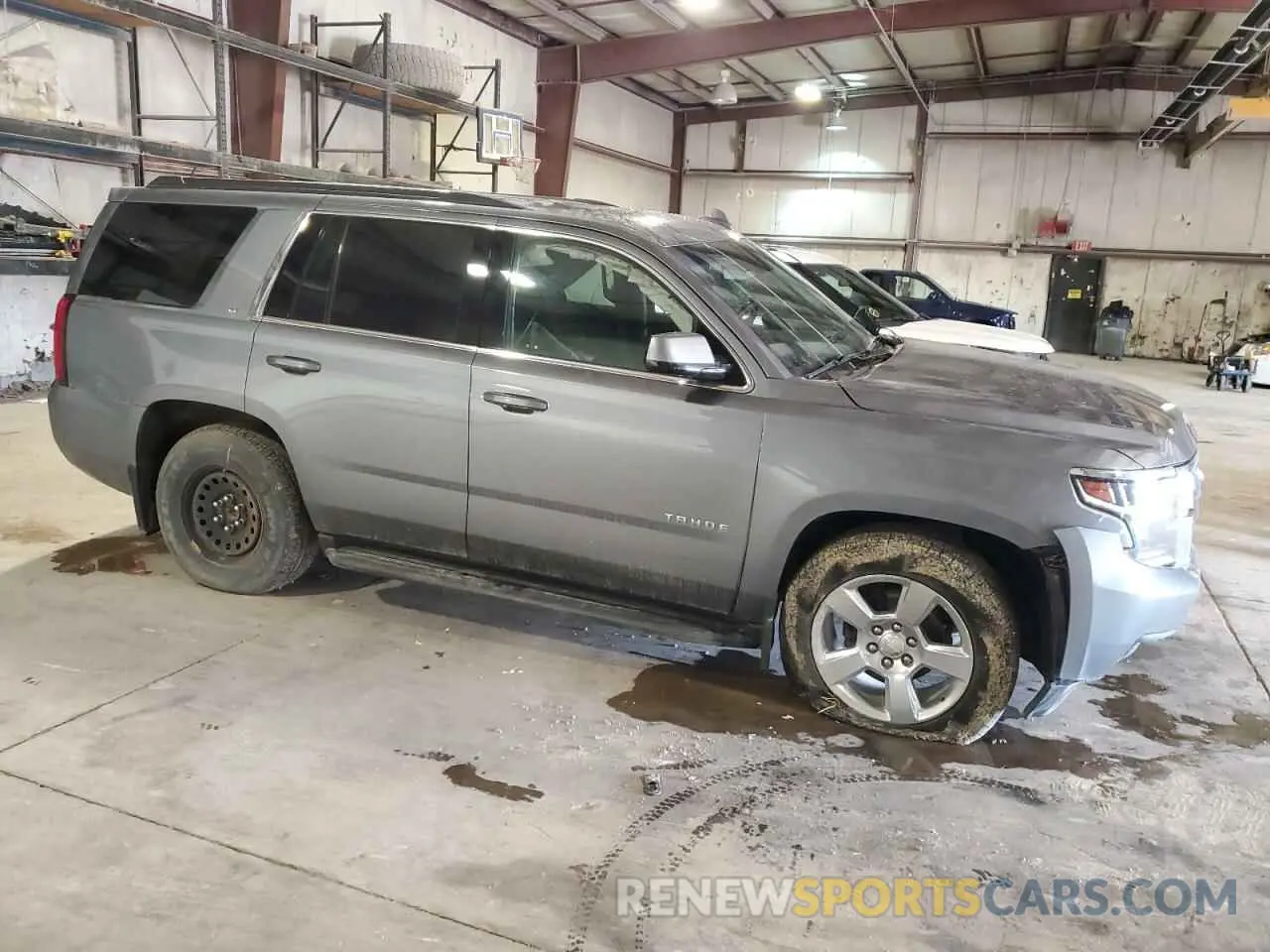 4 fotografías del automóvil dañado 1GNSKBKC7KR352620 CHEVROLET TAHOE 2019