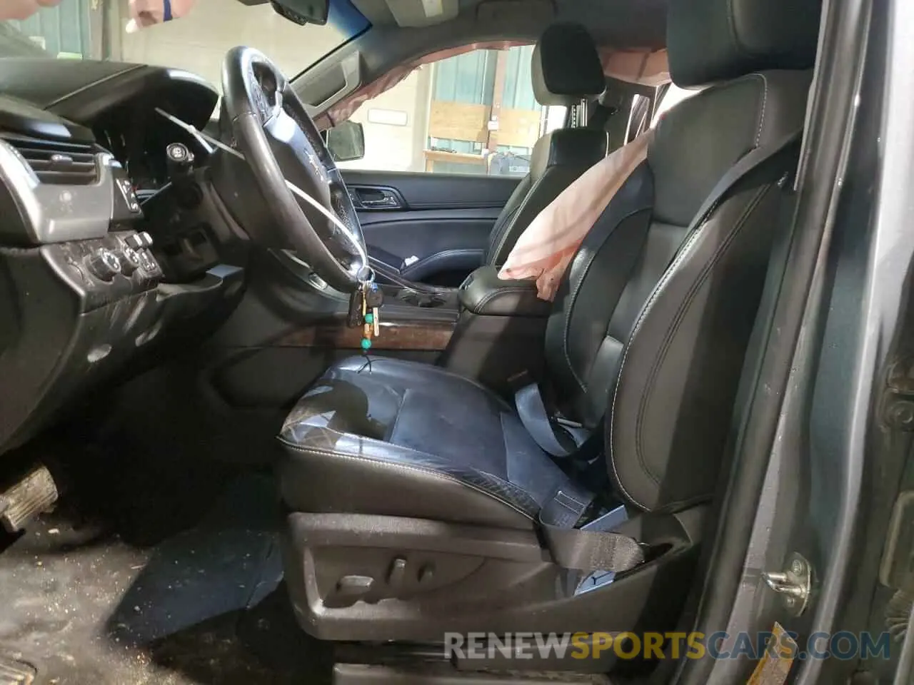 7 fotografías del automóvil dañado 1GNSKBKC7KR352620 CHEVROLET TAHOE 2019