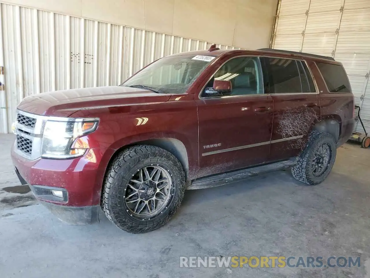 1 fotografías del automóvil dañado 1GNSKBKC7KR404750 CHEVROLET TAHOE 2019
