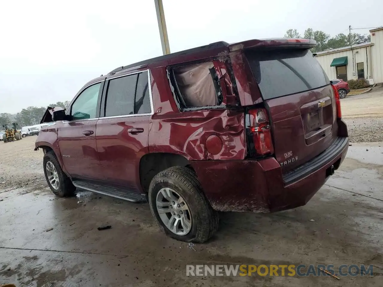 2 fotografías del automóvil dañado 1GNSKBKC8KR157402 CHEVROLET TAHOE 2019