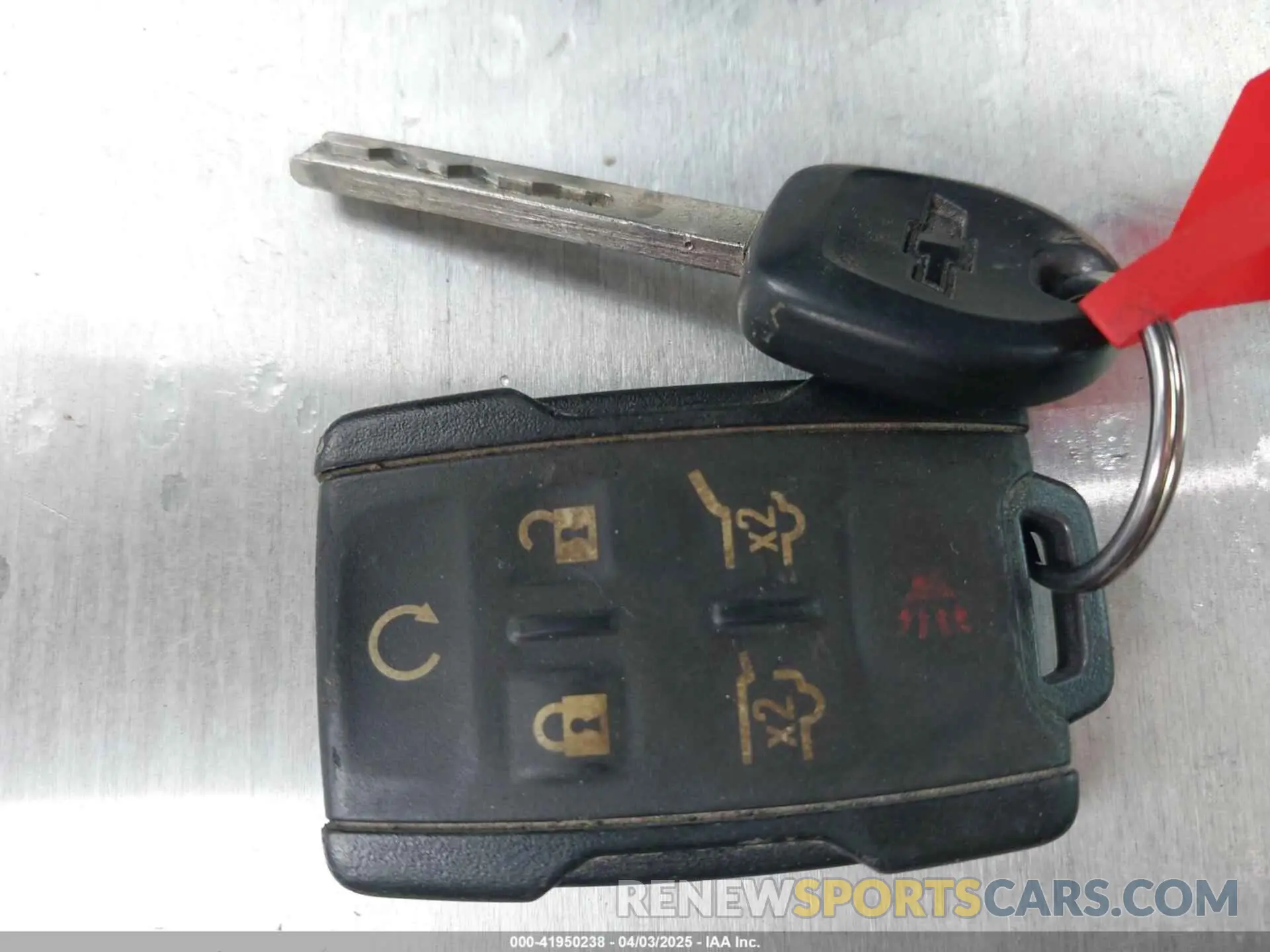 11 fotografías del automóvil dañado 1GNSKBKC9KR158798 CHEVROLET TAHOE 2019