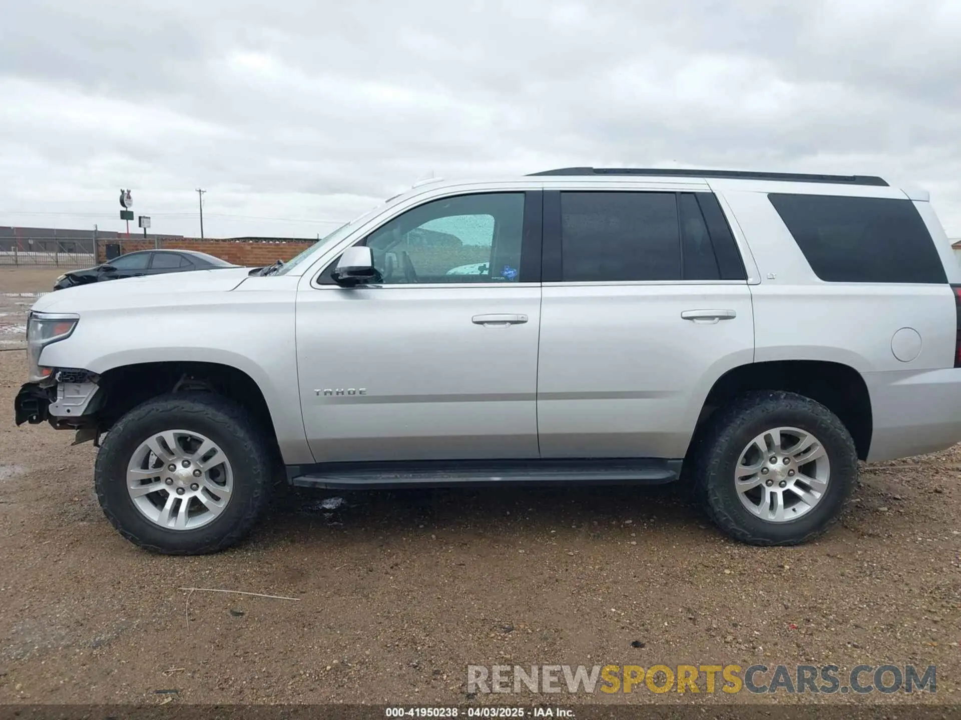 14 fotografías del automóvil dañado 1GNSKBKC9KR158798 CHEVROLET TAHOE 2019