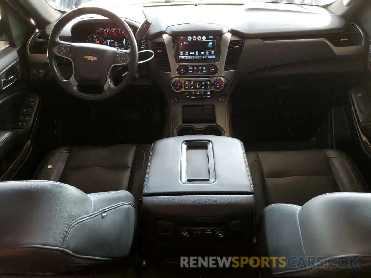 8 fotografías del automóvil dañado 1GNSKBKCXKR336038 CHEVROLET TAHOE 2019