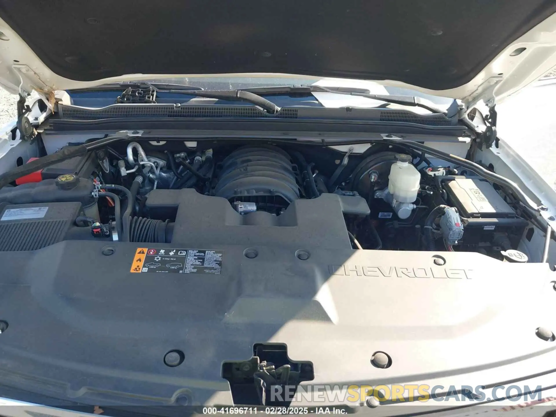 10 fotografías del automóvil dañado 1GNSKCKC0KR315527 CHEVROLET TAHOE 2019