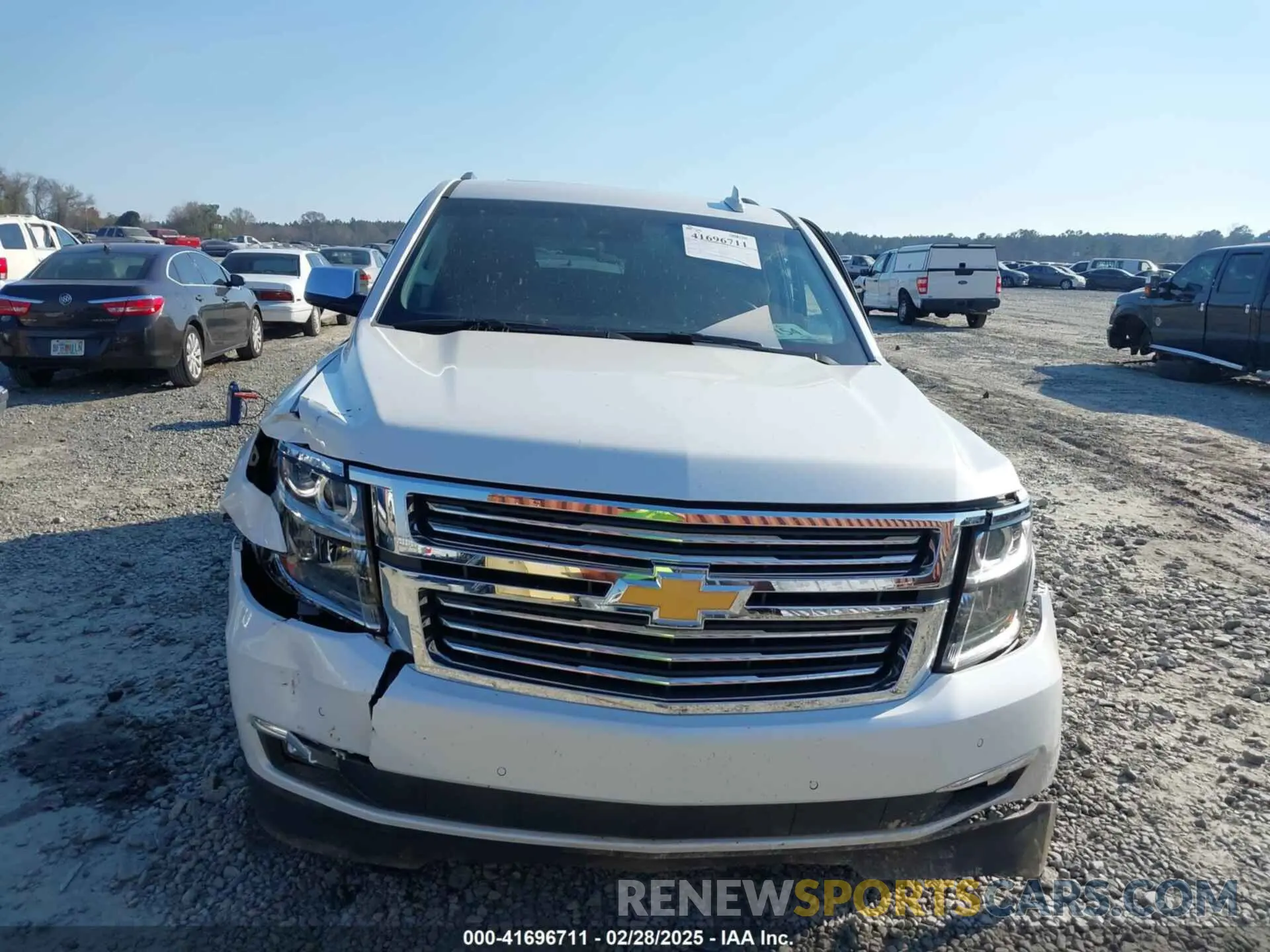 12 fotografías del automóvil dañado 1GNSKCKC0KR315527 CHEVROLET TAHOE 2019