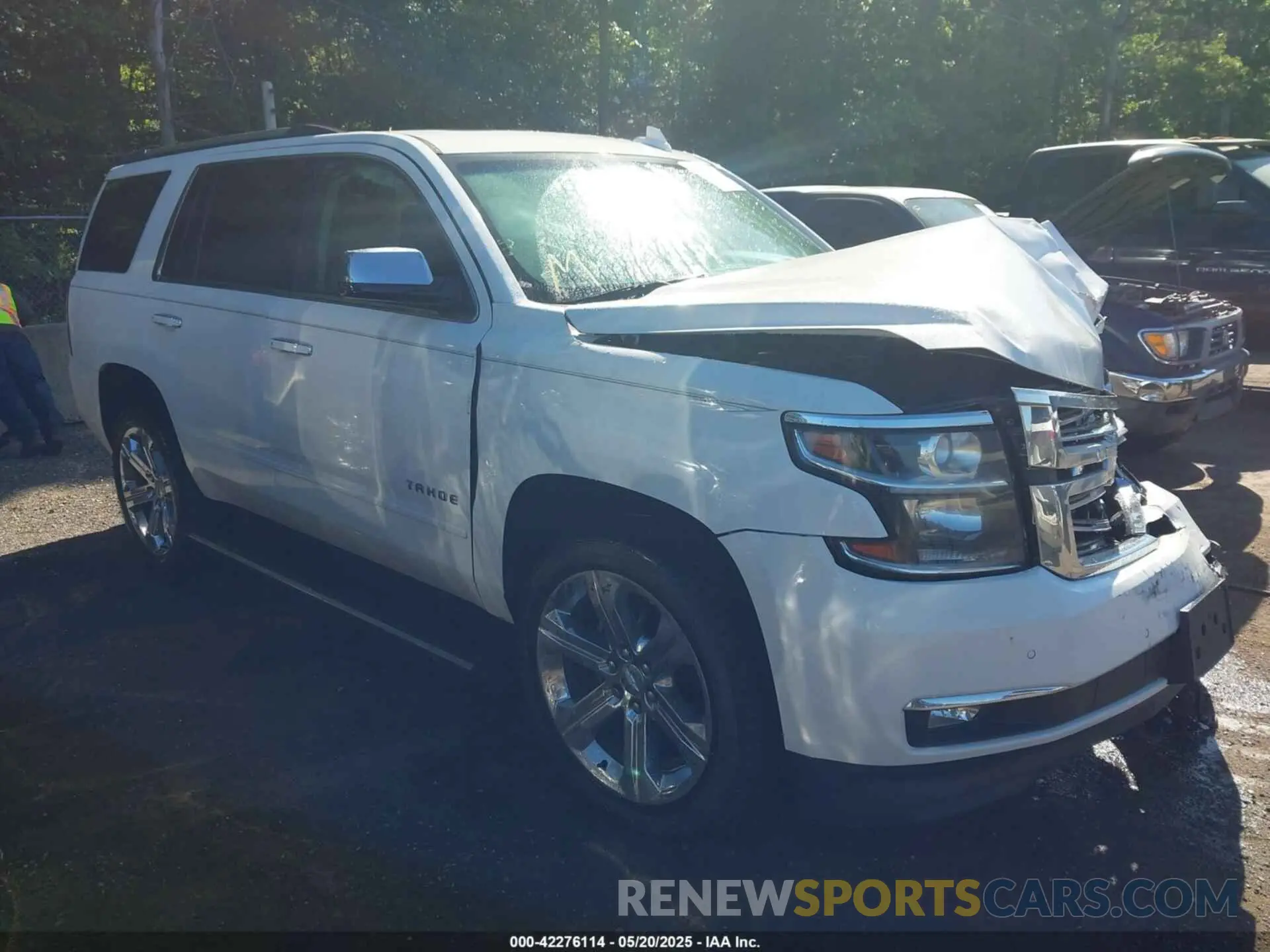 1 fotografías del automóvil dañado 1GNSKCKC8KR162282 CHEVROLET TAHOE 2019