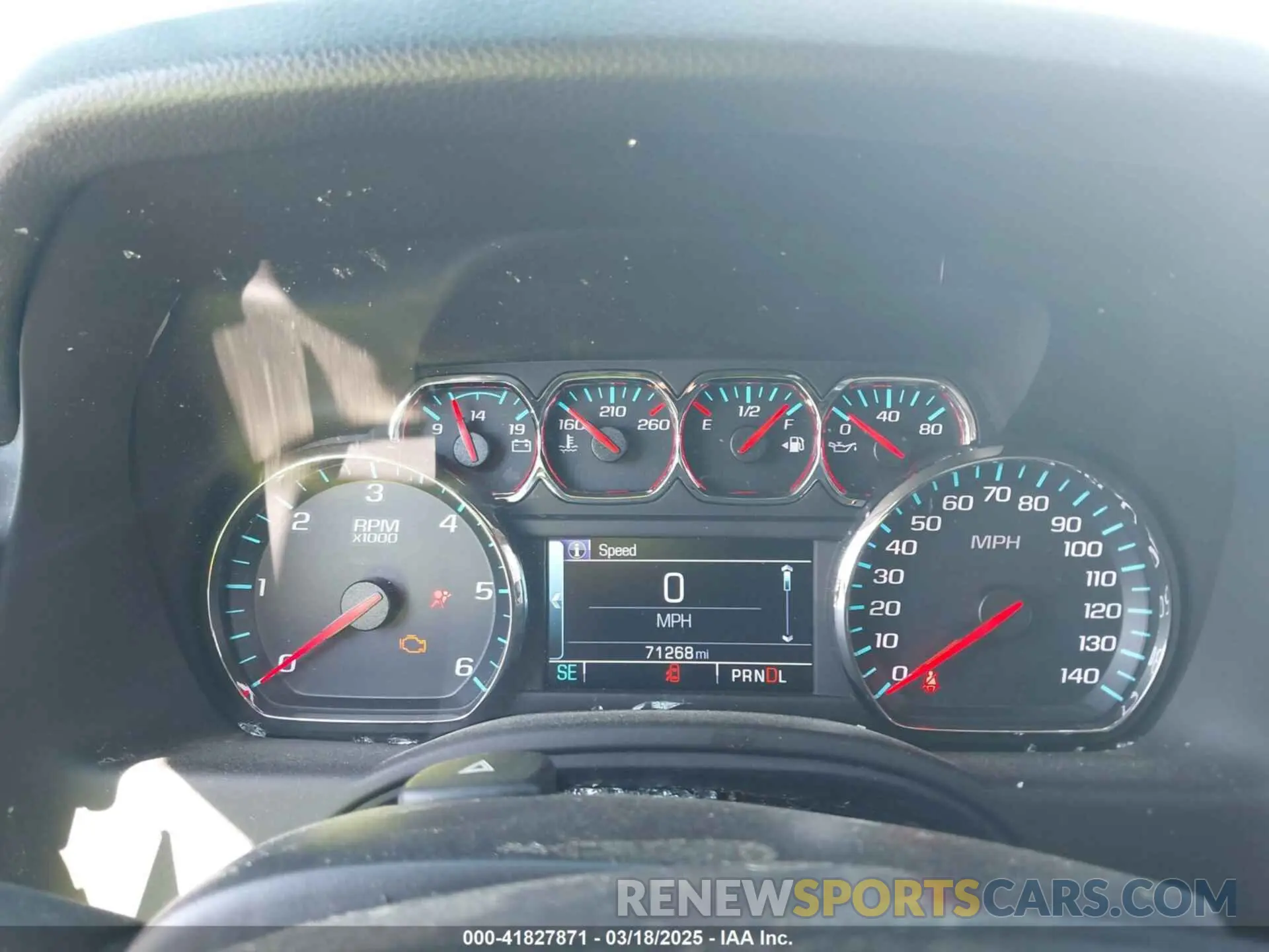 7 fotografías del automóvil dañado 1GNSCAKC4LR296015 CHEVROLET TAHOE 2020