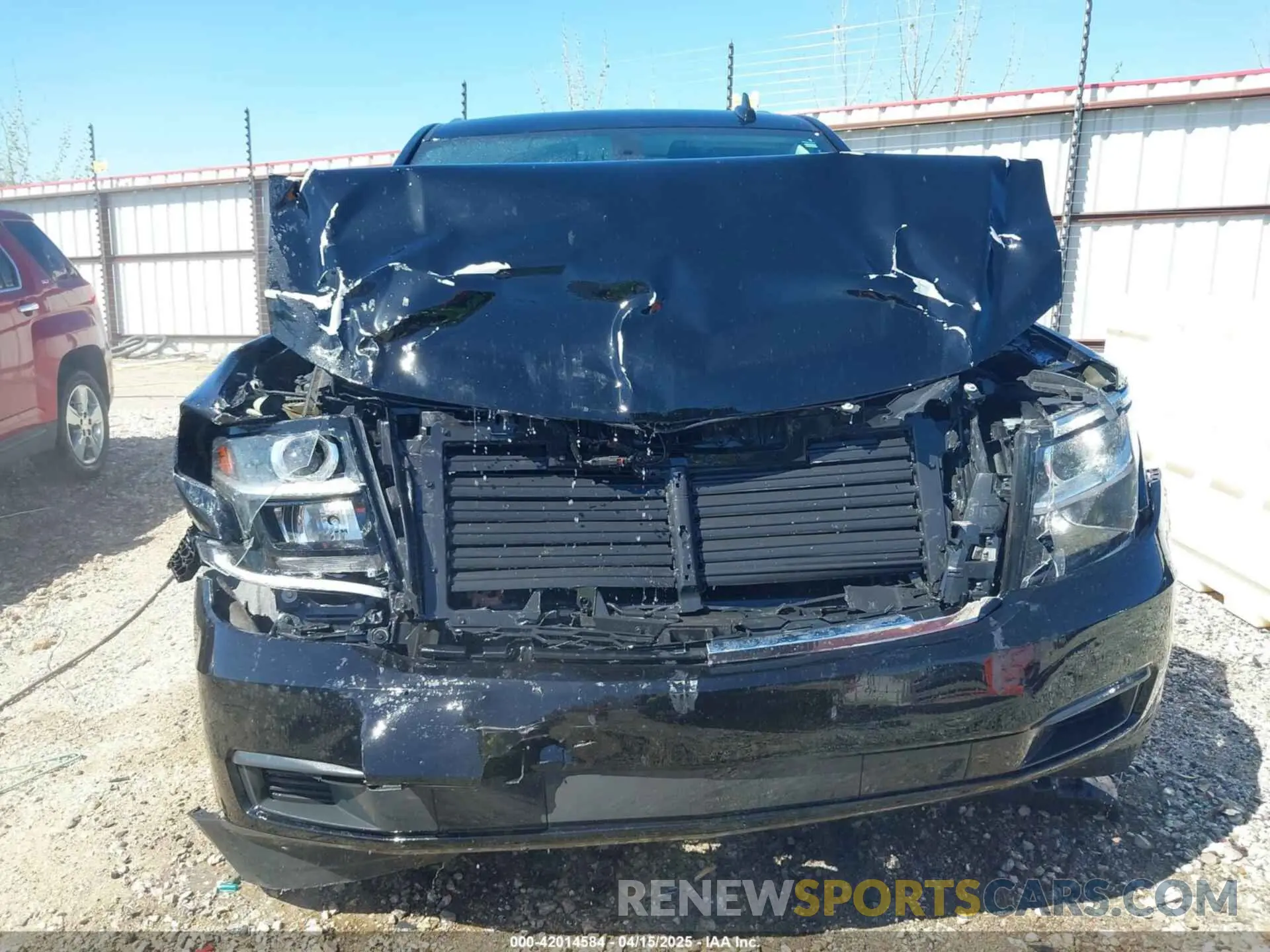 12 fotografías del automóvil dañado 1GNSCAKC6LR293472 CHEVROLET TAHOE 2020