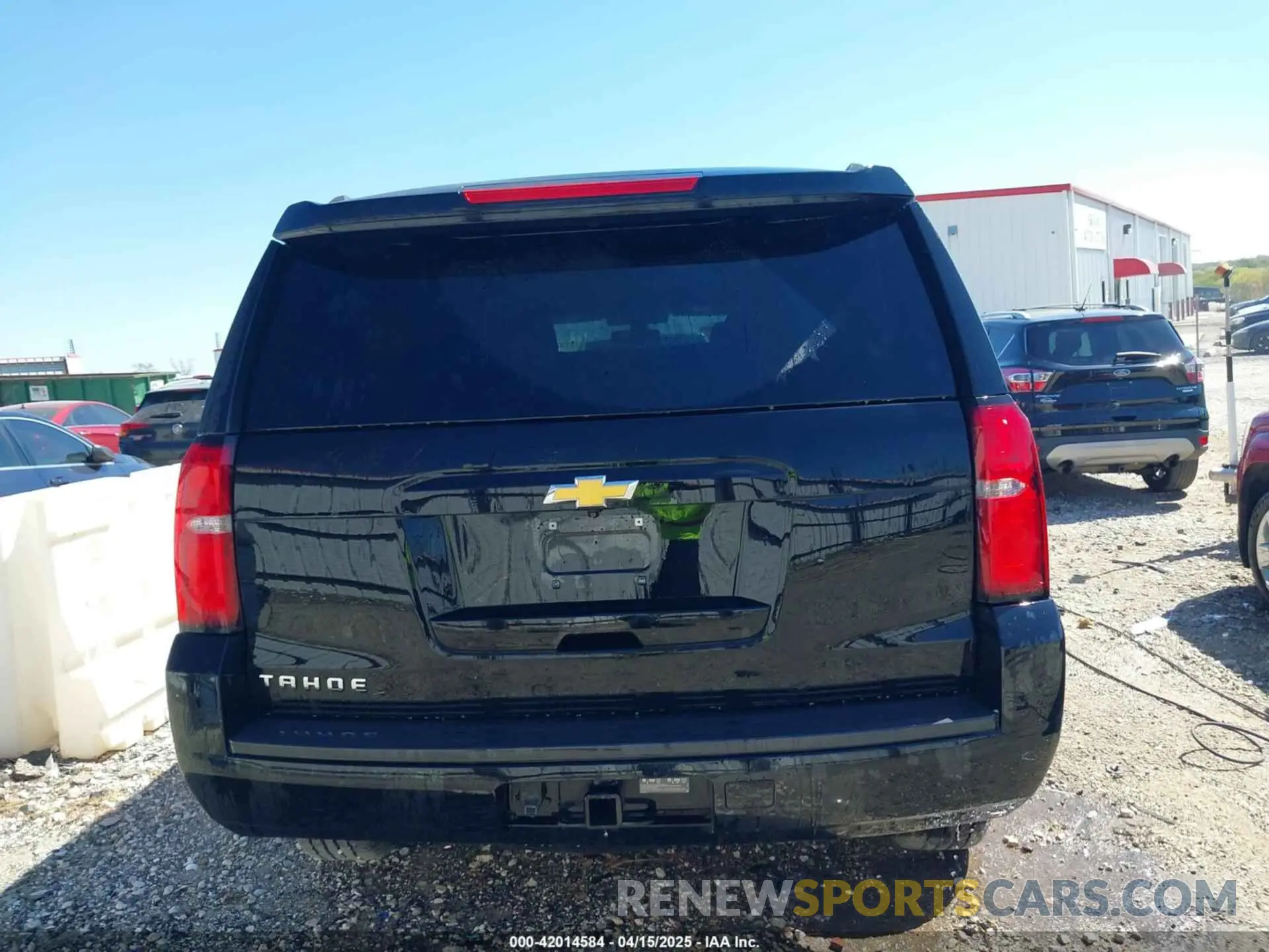 16 fotografías del automóvil dañado 1GNSCAKC6LR293472 CHEVROLET TAHOE 2020