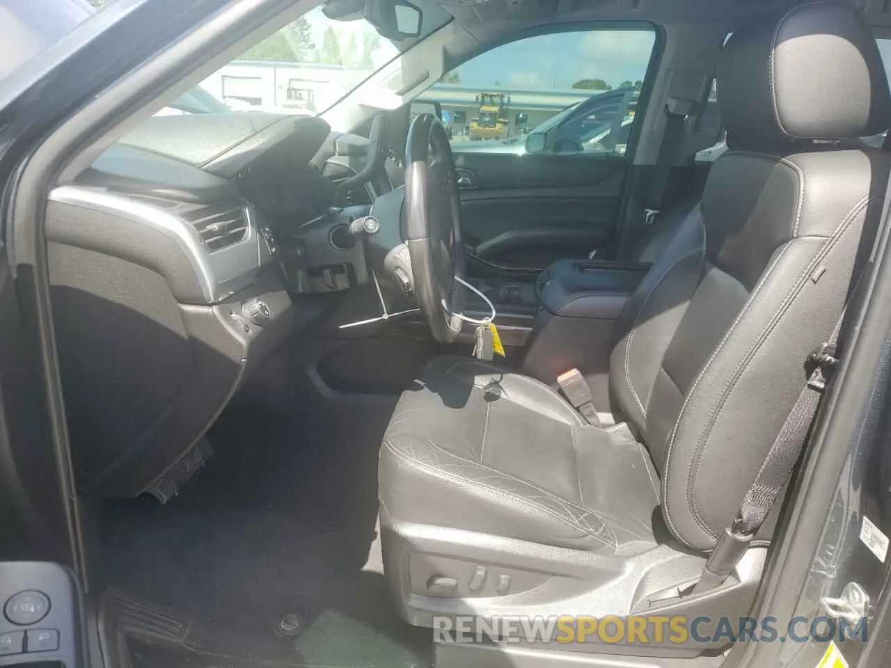 7 fotografías del automóvil dañado 1GNSCBKC3LR164904 CHEVROLET TAHOE 2020