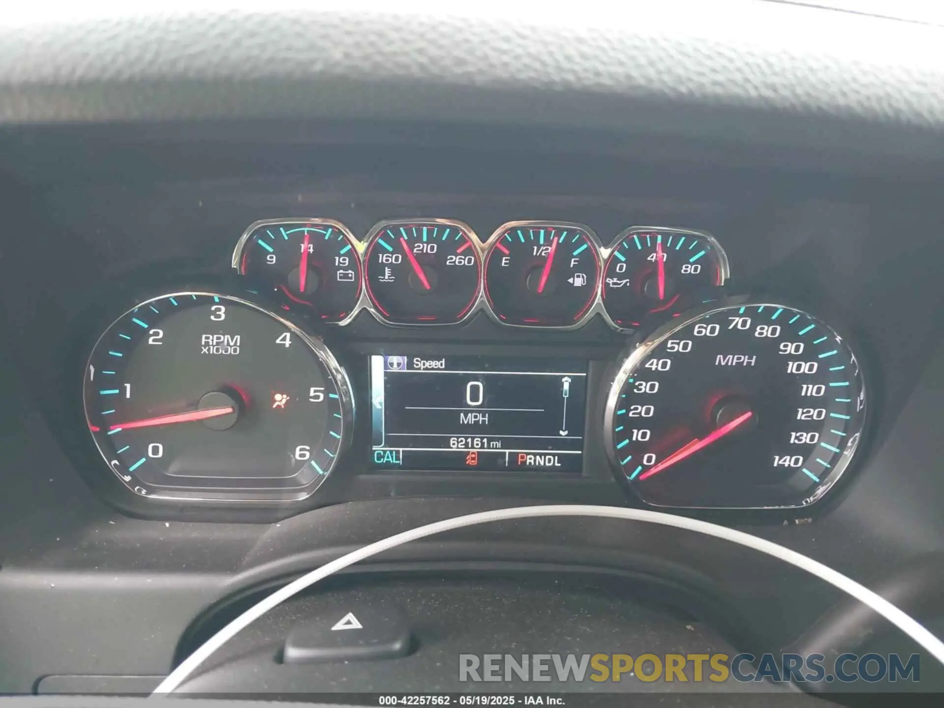 7 fotografías del automóvil dañado 1GNSCBKC4LR140921 CHEVROLET TAHOE 2020