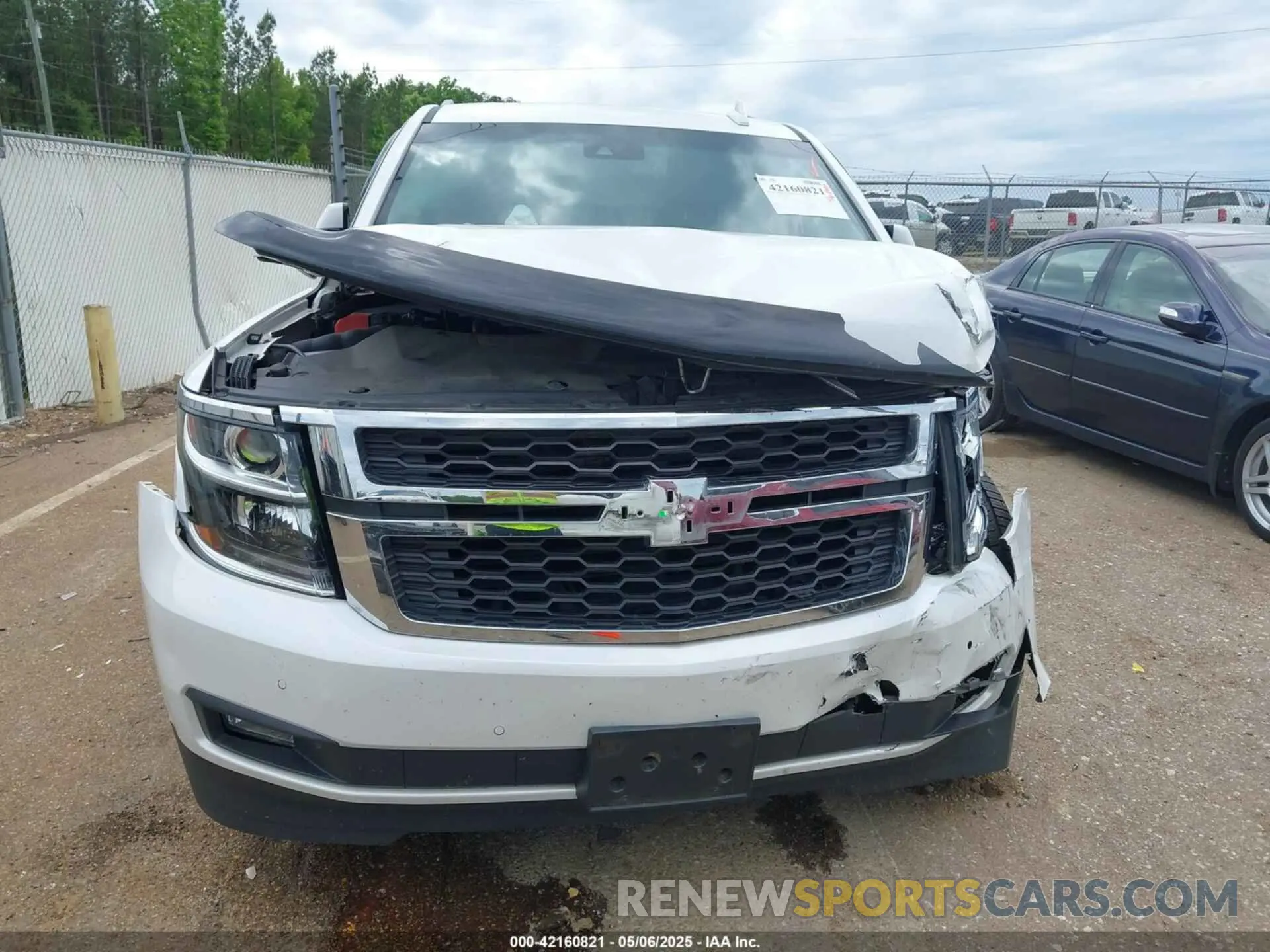 12 fotografías del automóvil dañado 1GNSCBKC4LR181887 CHEVROLET TAHOE 2020