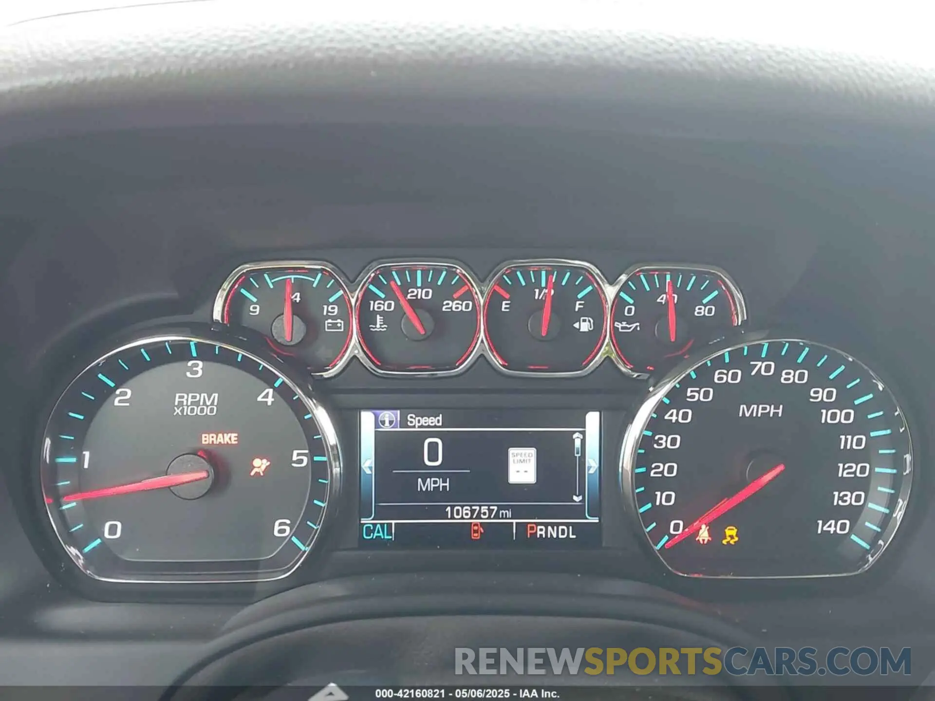 7 fotografías del automóvil dañado 1GNSCBKC4LR181887 CHEVROLET TAHOE 2020