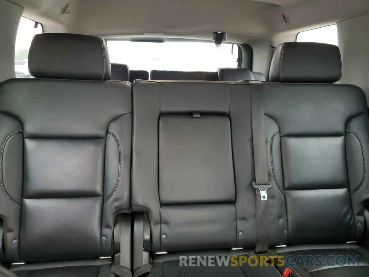 10 fotografías del automóvil dañado 1GNSCBKC8LR295942 CHEVROLET TAHOE 2020