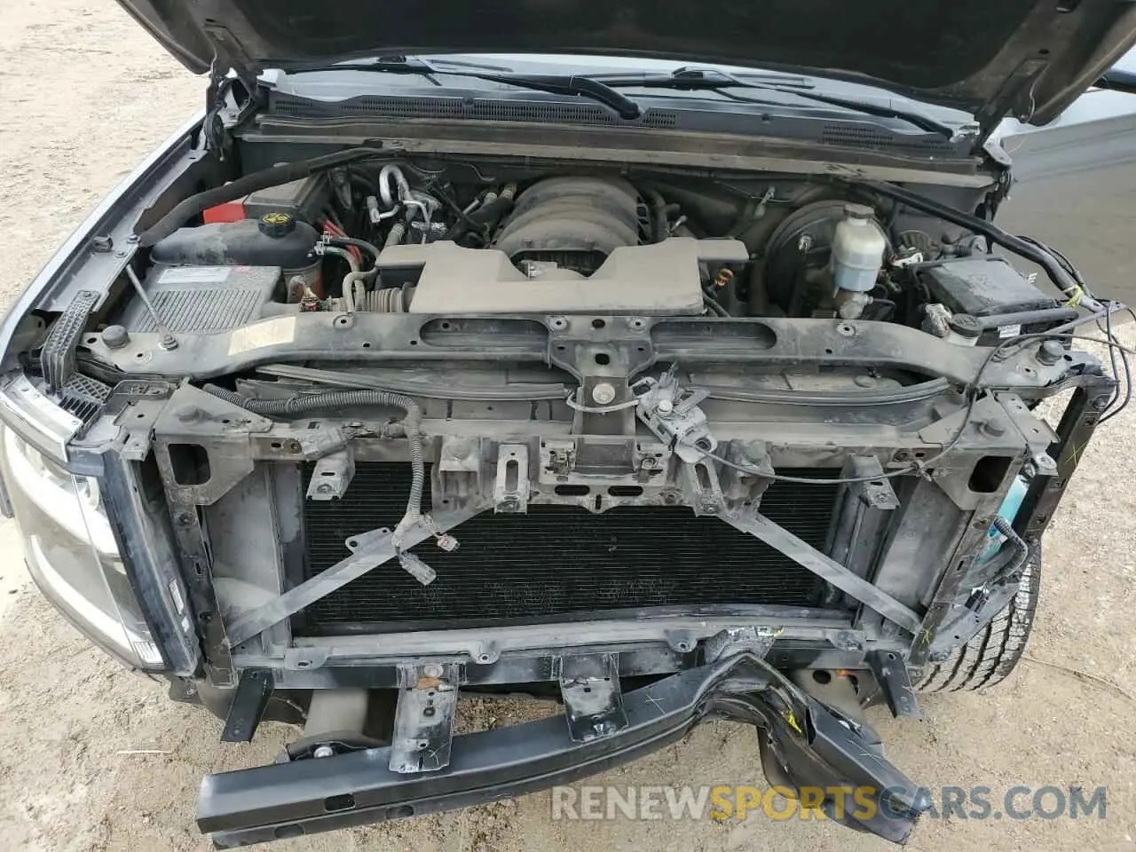12 fotografías del automóvil dañado 1GNSCBKC8LR295942 CHEVROLET TAHOE 2020