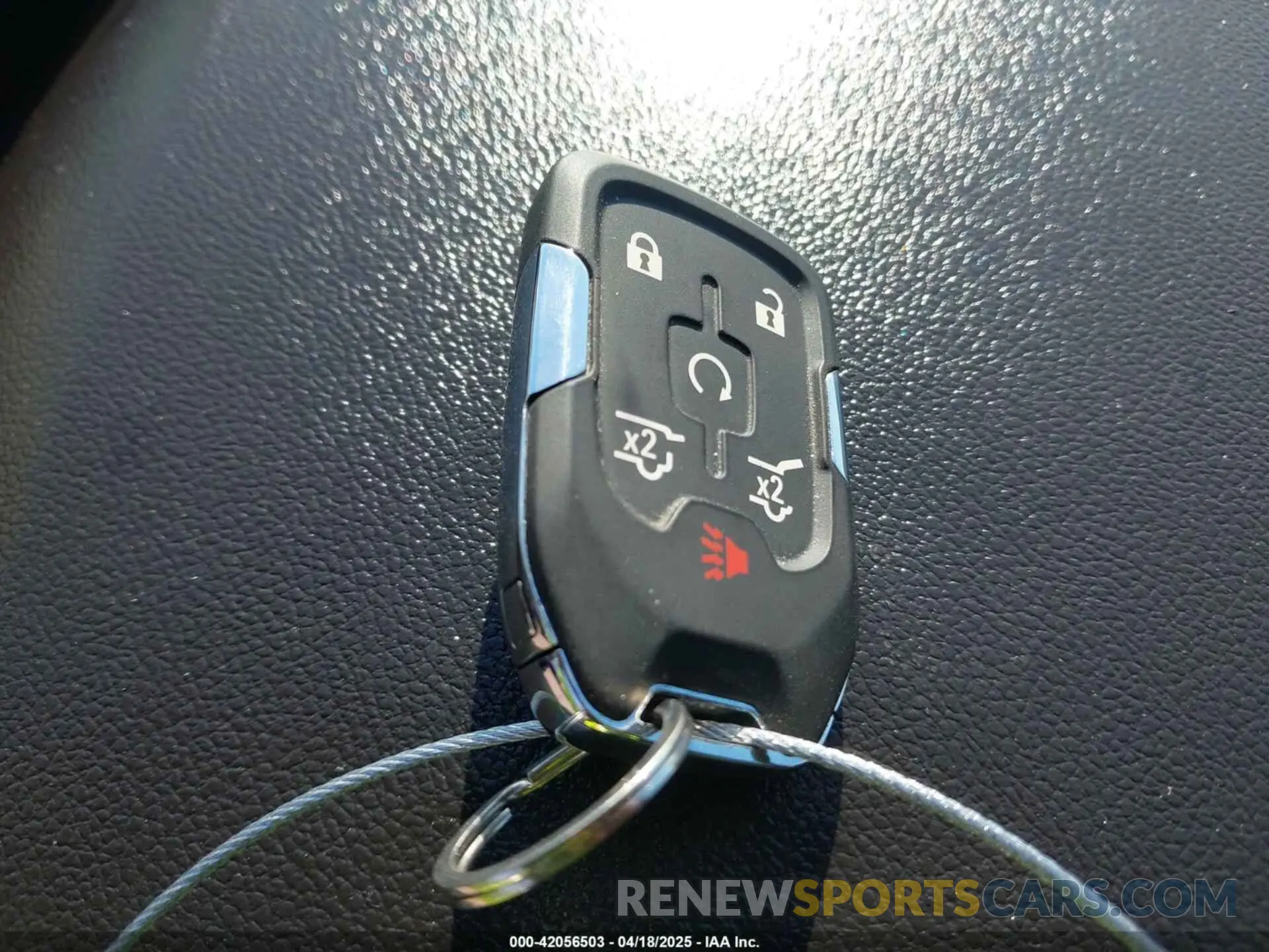 11 fotografías del automóvil dañado 1GNSCCKC1LR128568 CHEVROLET TAHOE 2020