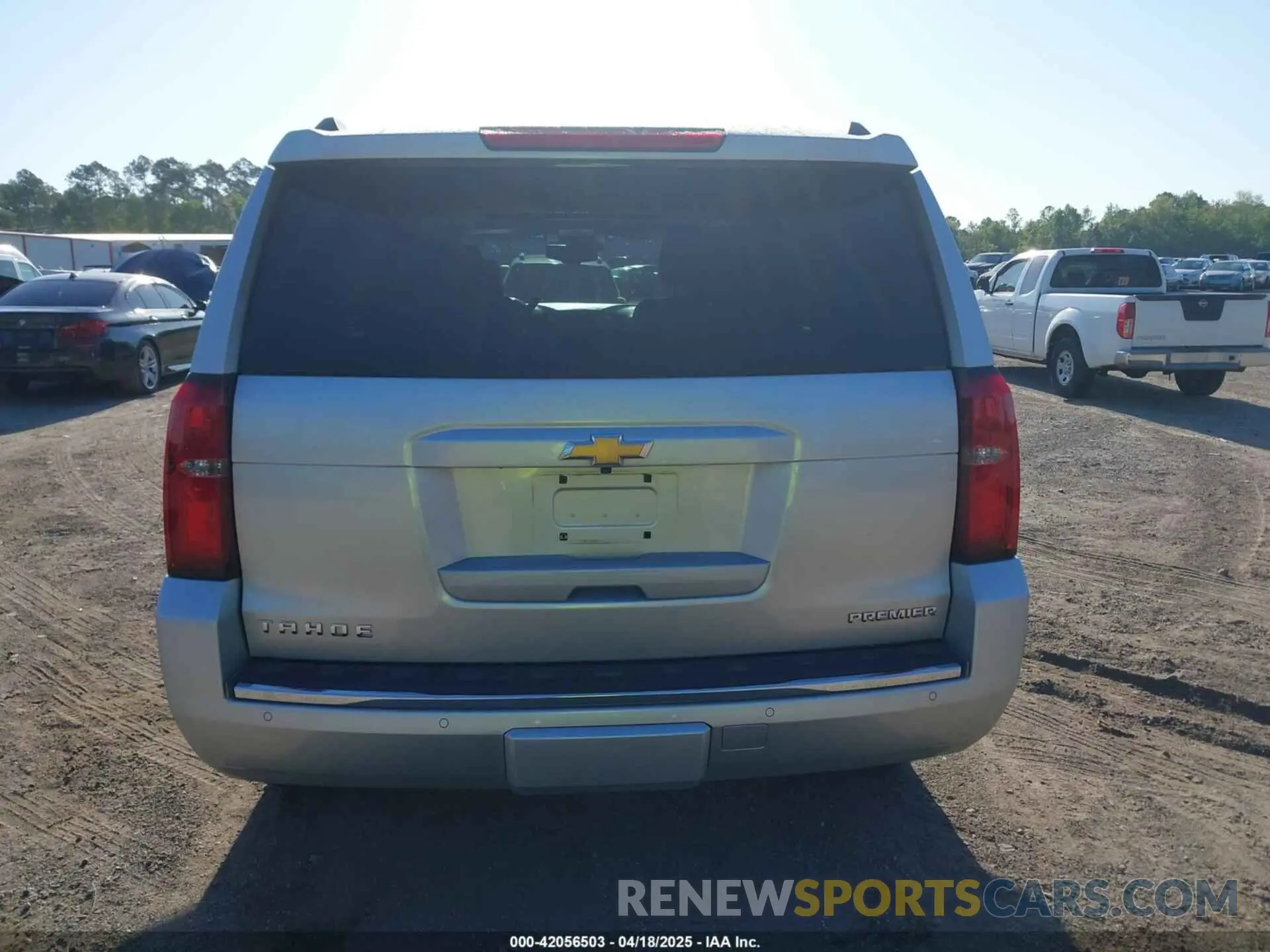 16 fotografías del automóvil dañado 1GNSCCKC1LR128568 CHEVROLET TAHOE 2020