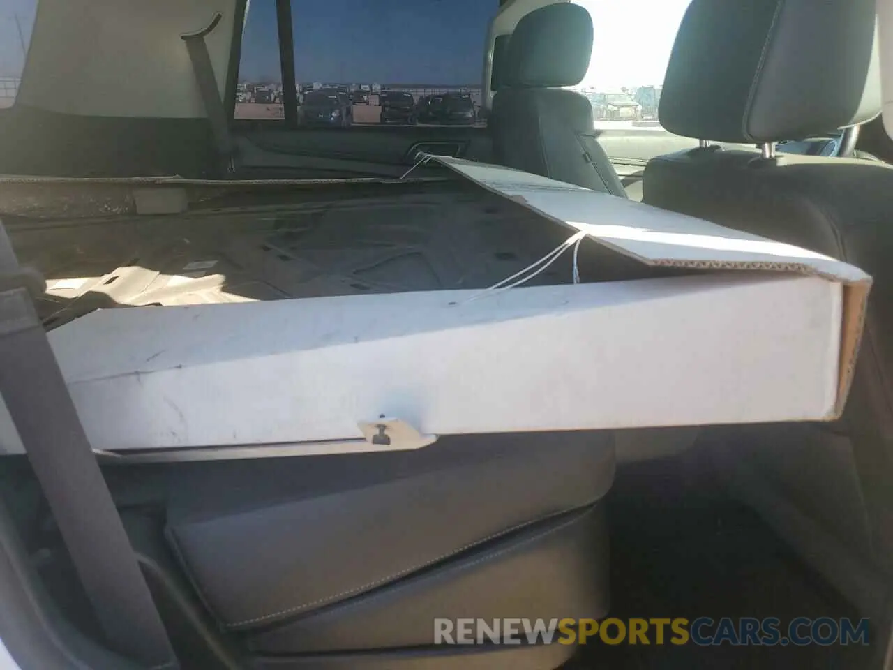 11 fotografías del automóvil dañado 1GNSCCKC8LR213794 CHEVROLET TAHOE 2020